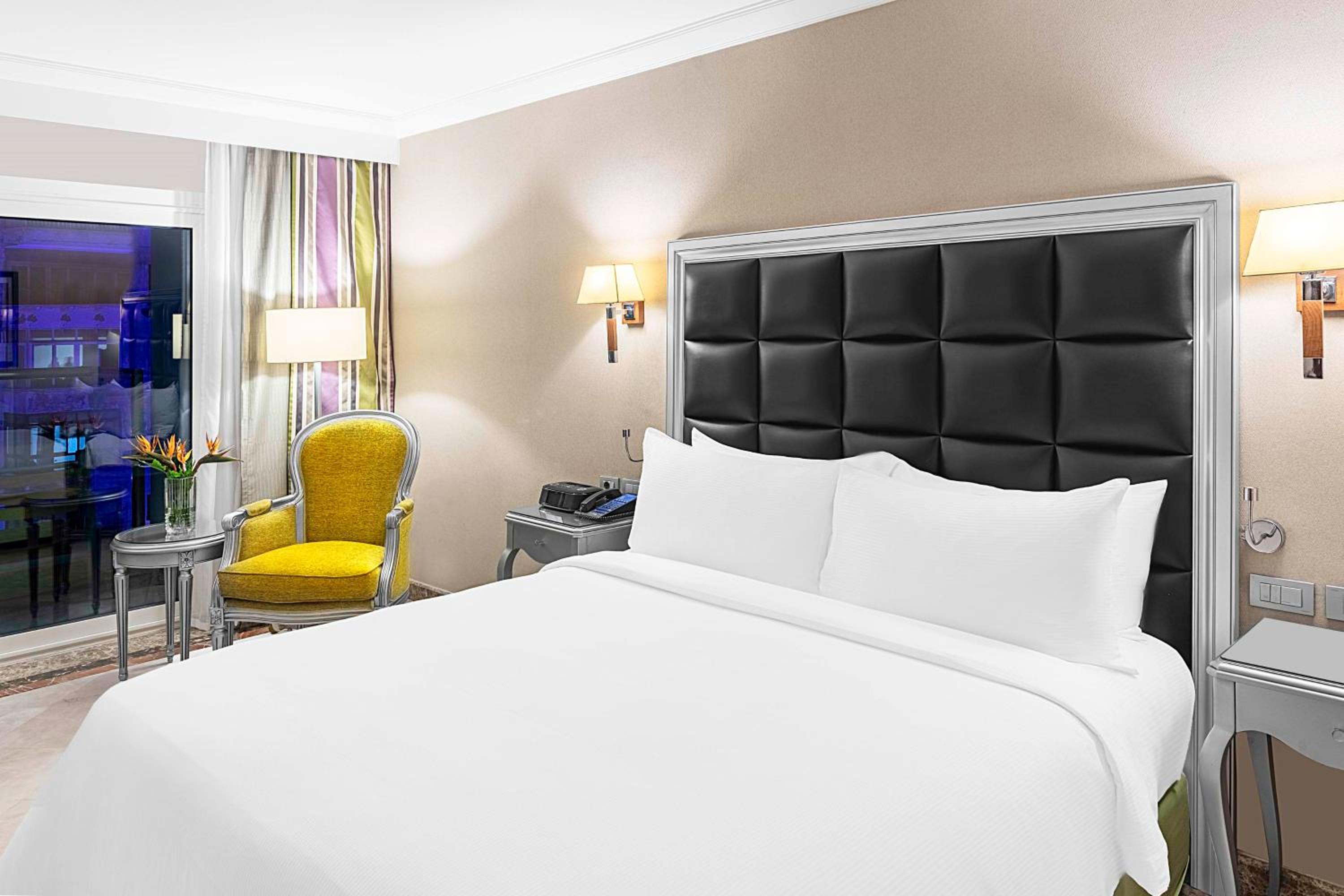 Executive Corner King Room with Sea View