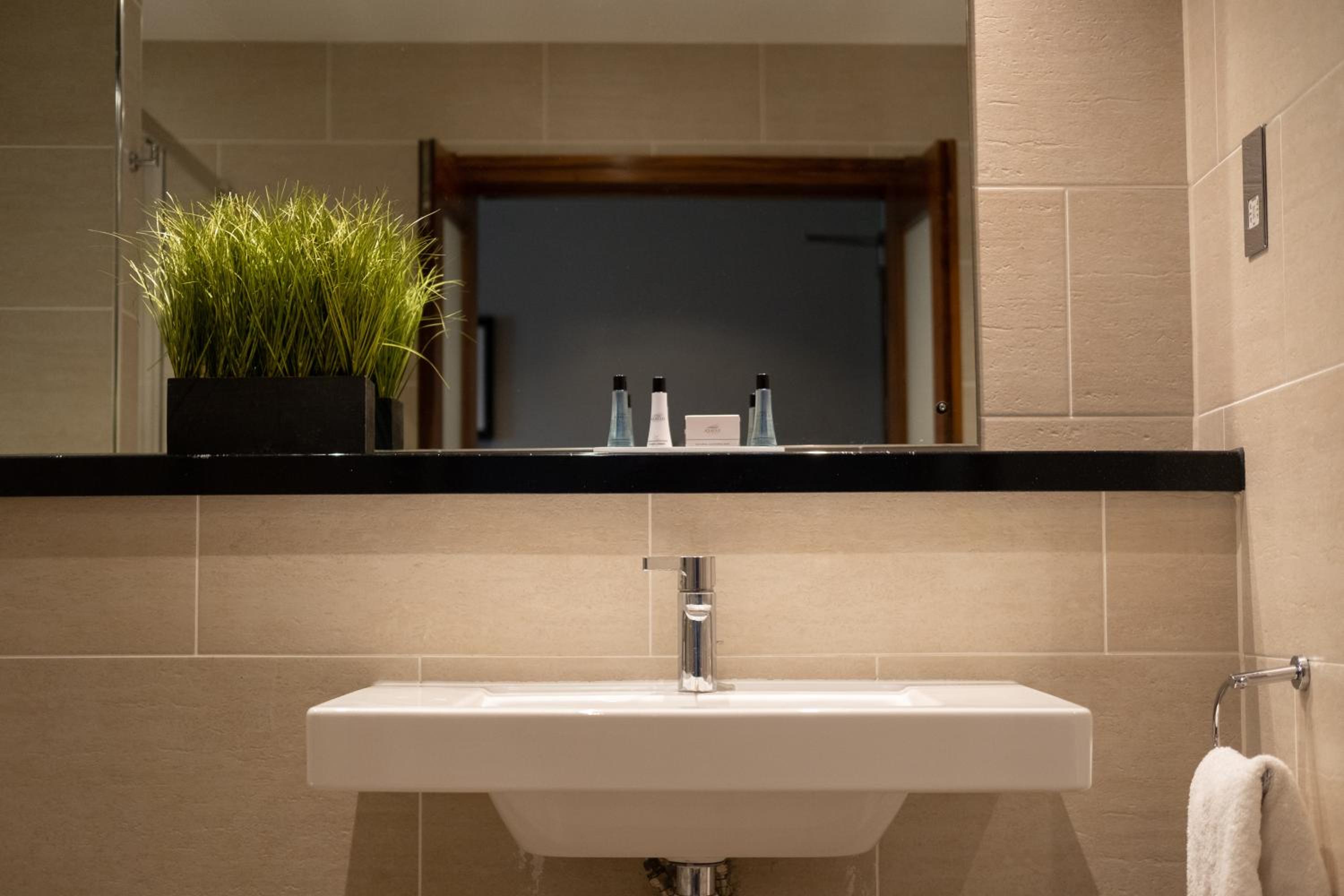 Executive Golf Course Double Room