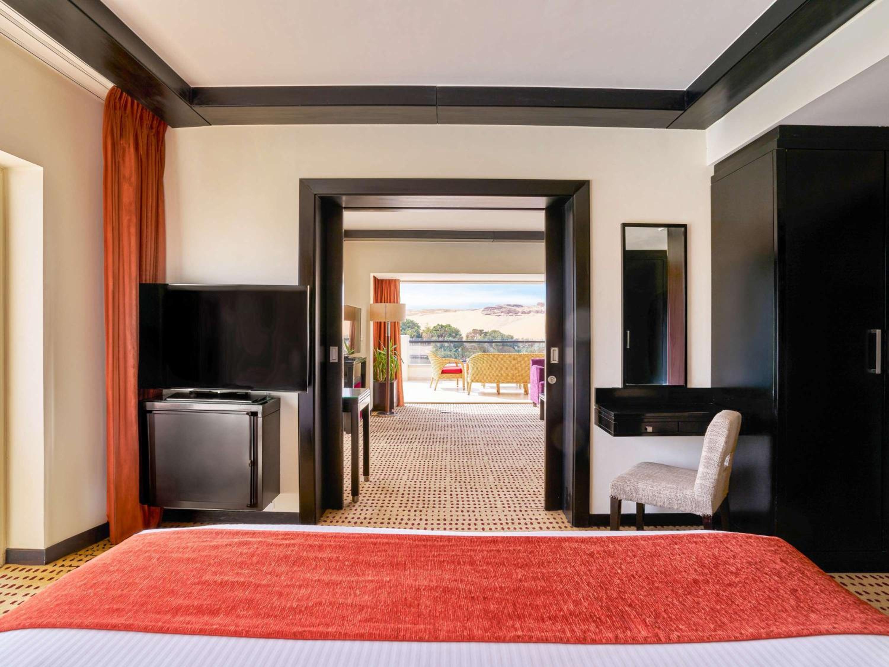 Panoramic Suite with Nile View