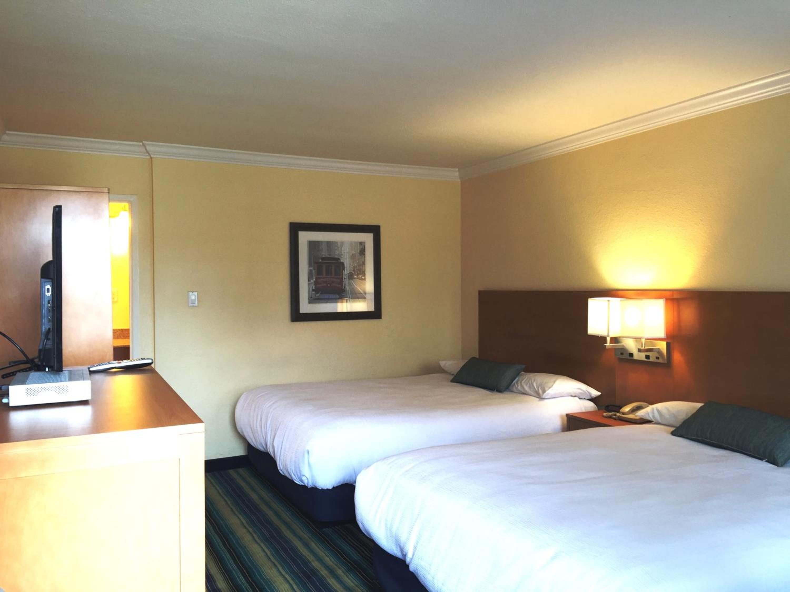 Non-Smoking Double Queen Room