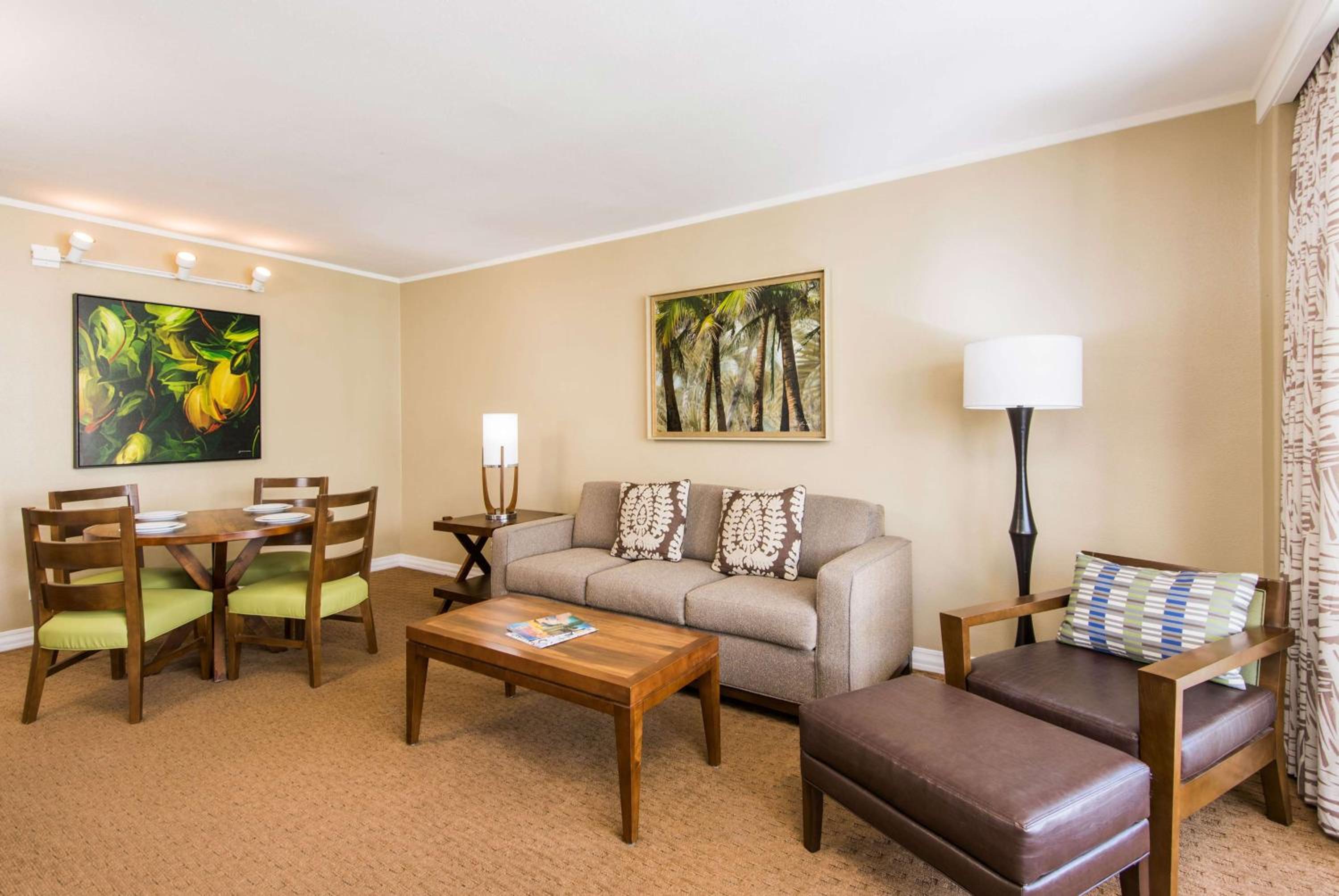 One-Bedroom King Suite with Sofa Bed and View - Lagoon Tower