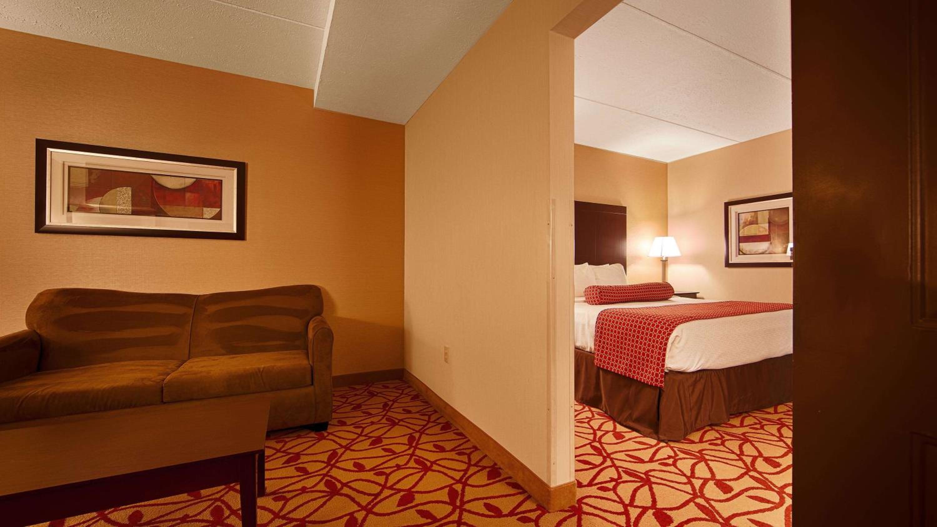 Executive King Room with Sofa Bed - Non-Smoking