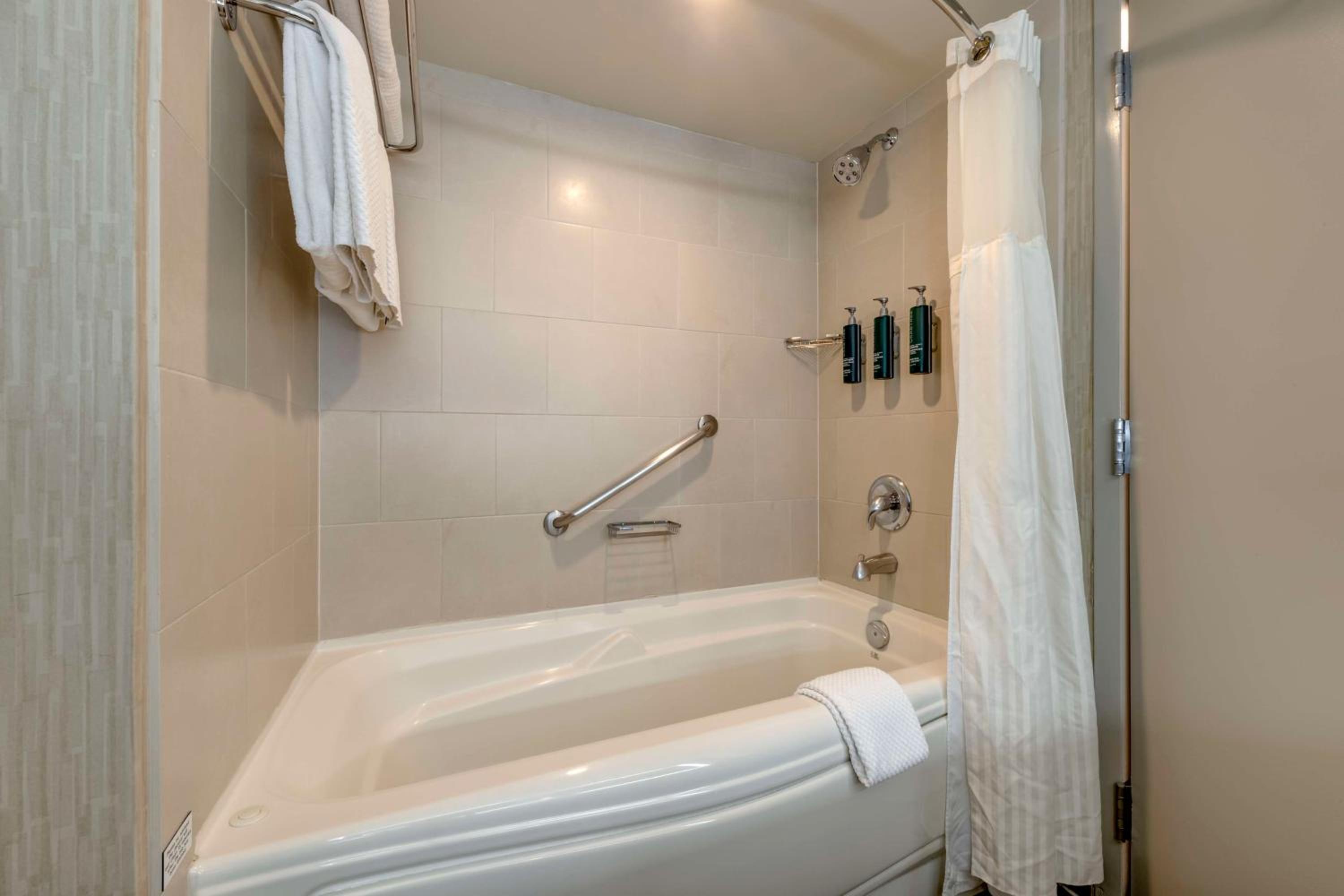 Standard Room with Two Double Beds