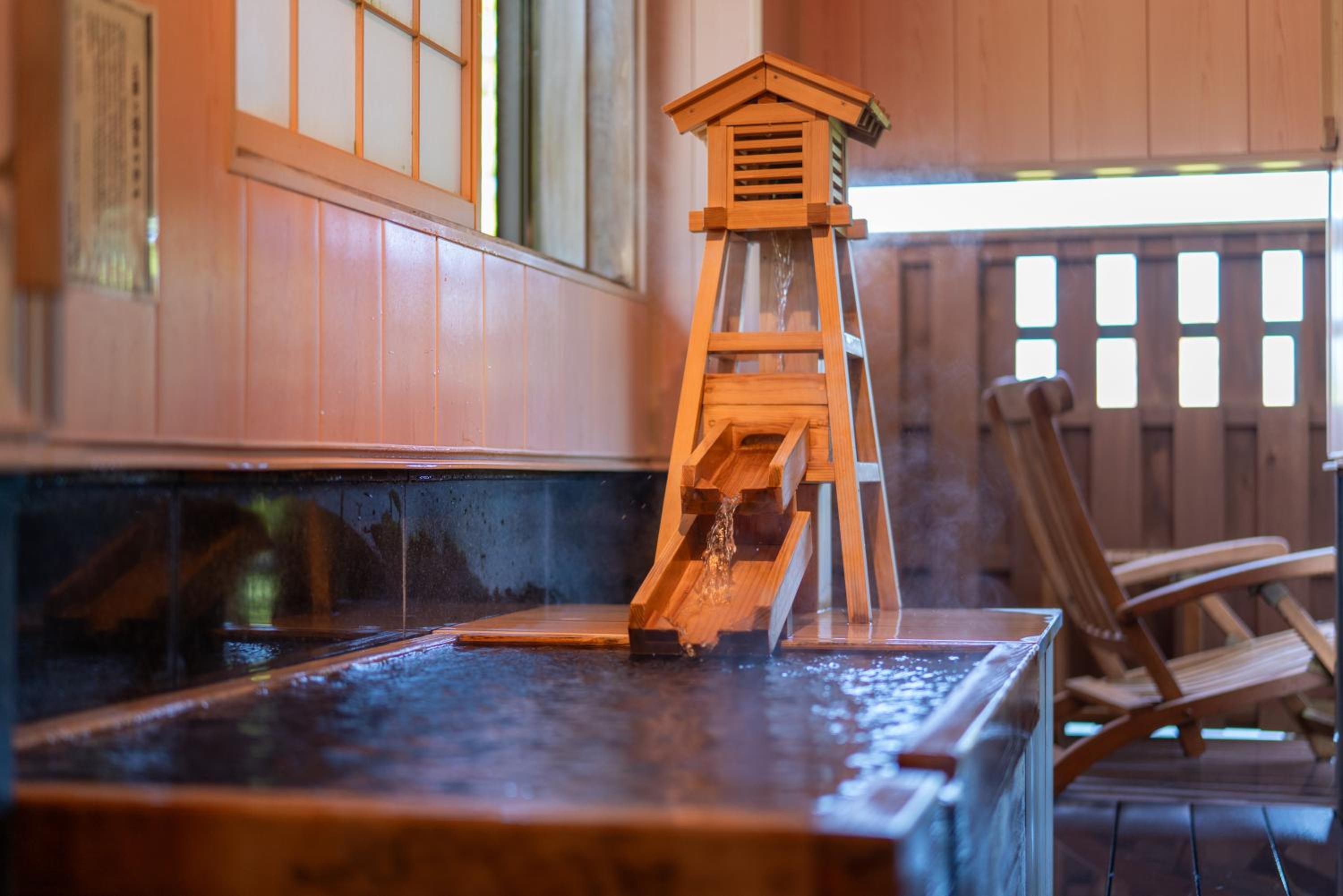 Room with Tatami Area with Semi Open-Air Bath and Private Terrace - Garden view