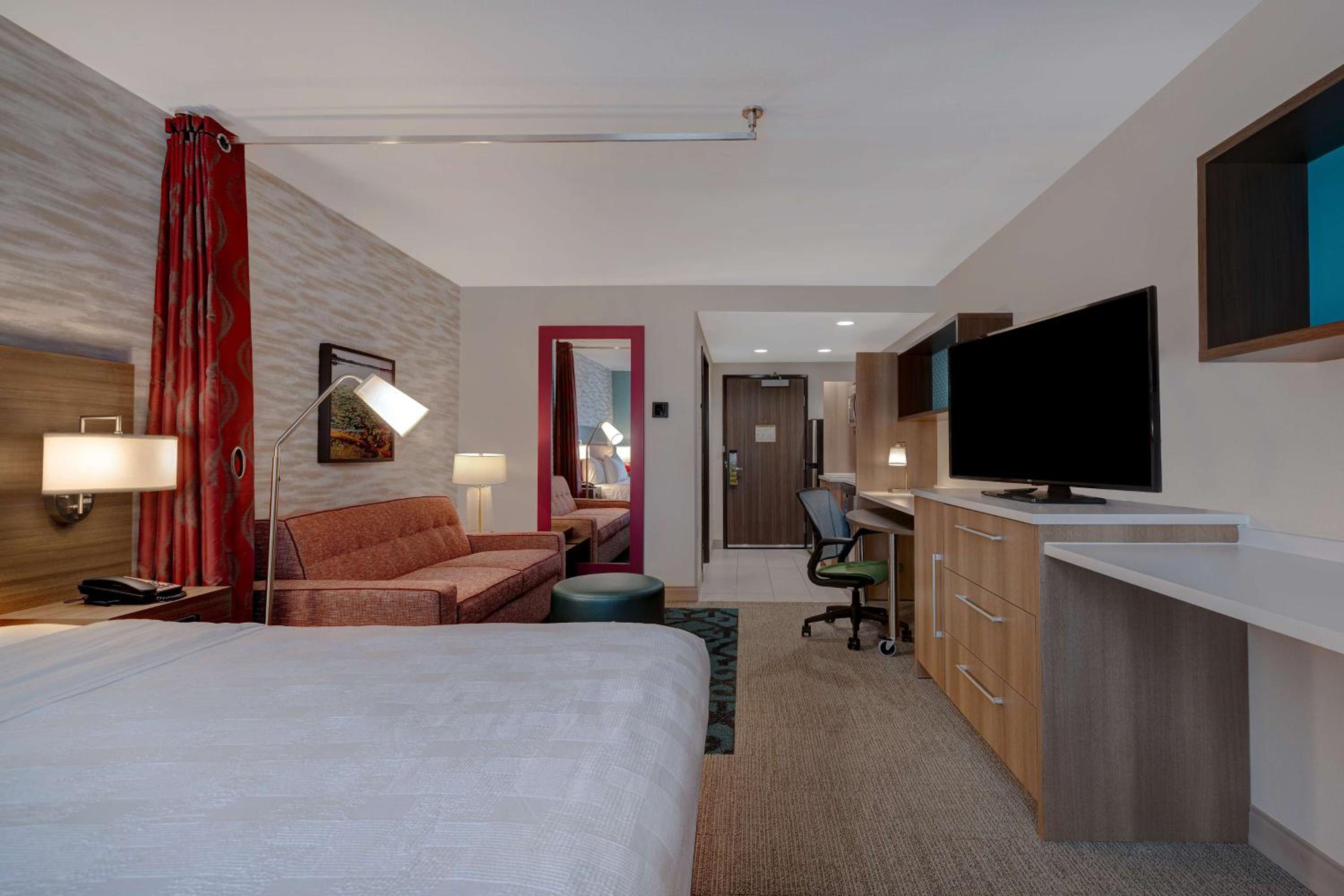 King Studio Suite - Hearing Access/Non-Smoking