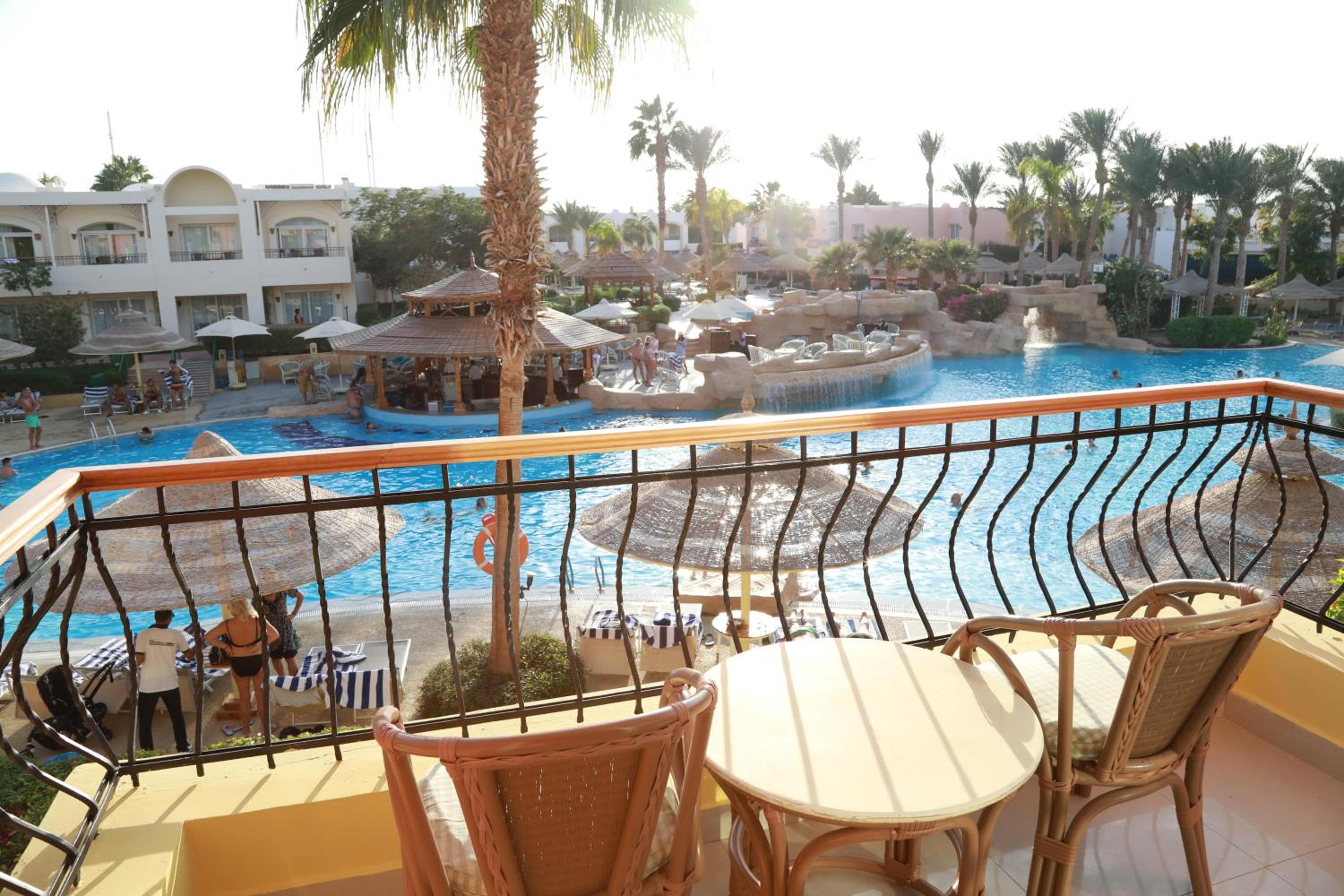 Standard Twin Room with Pool View