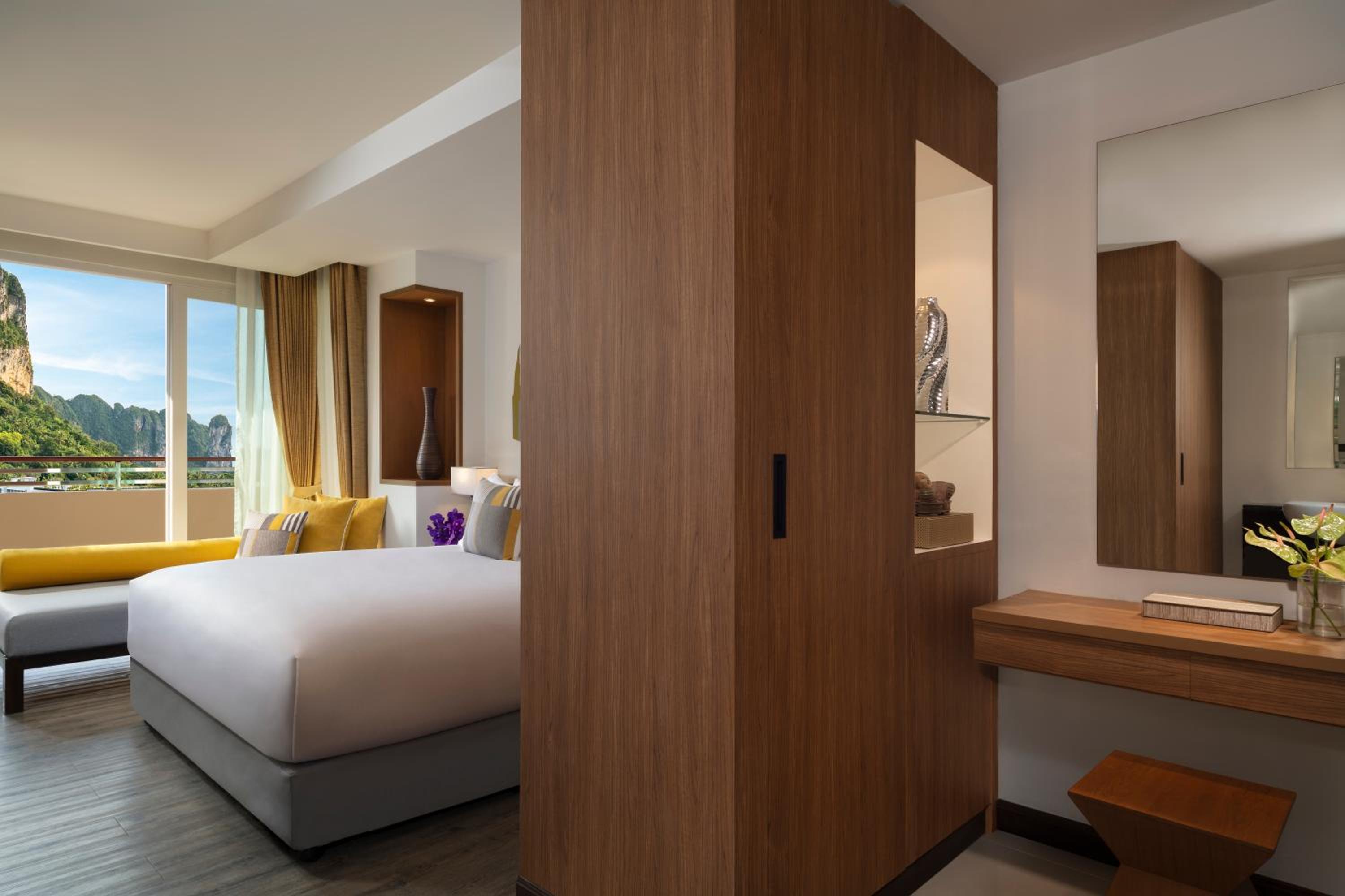 AVANI Superior Room