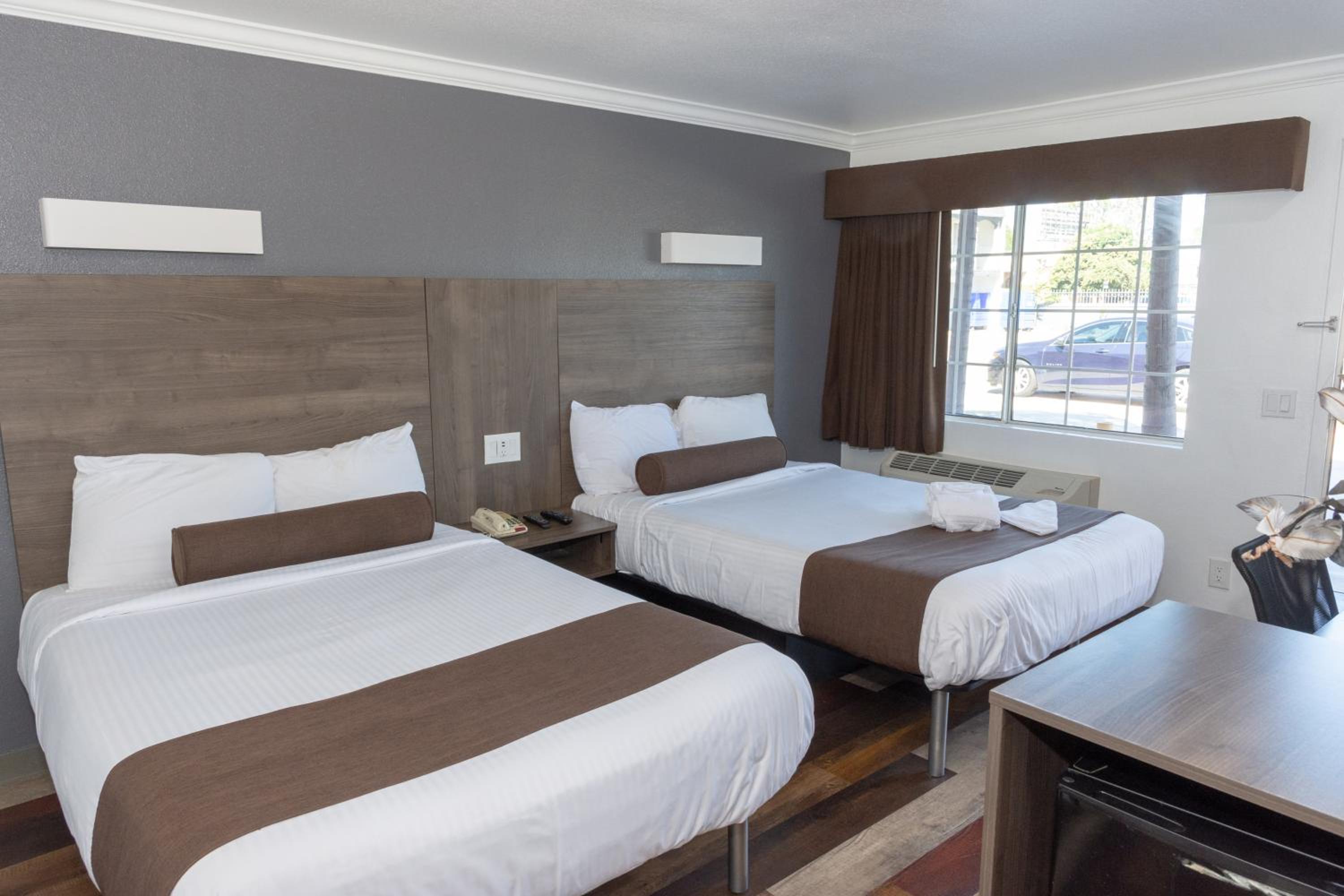 Double Room with Two Double Beds