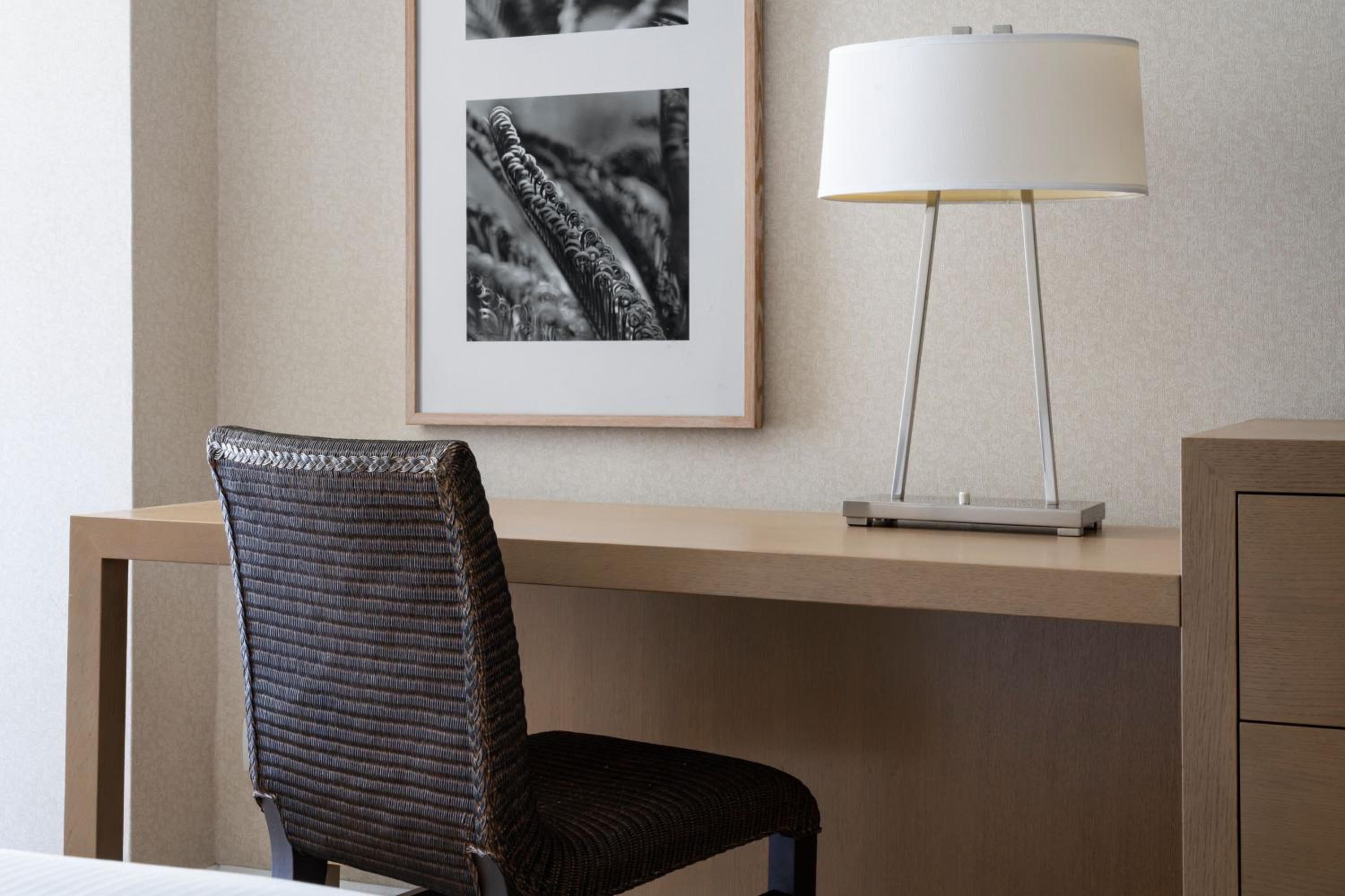 Newly Renovated Tower City, Larger Guest room, 1 King, City view