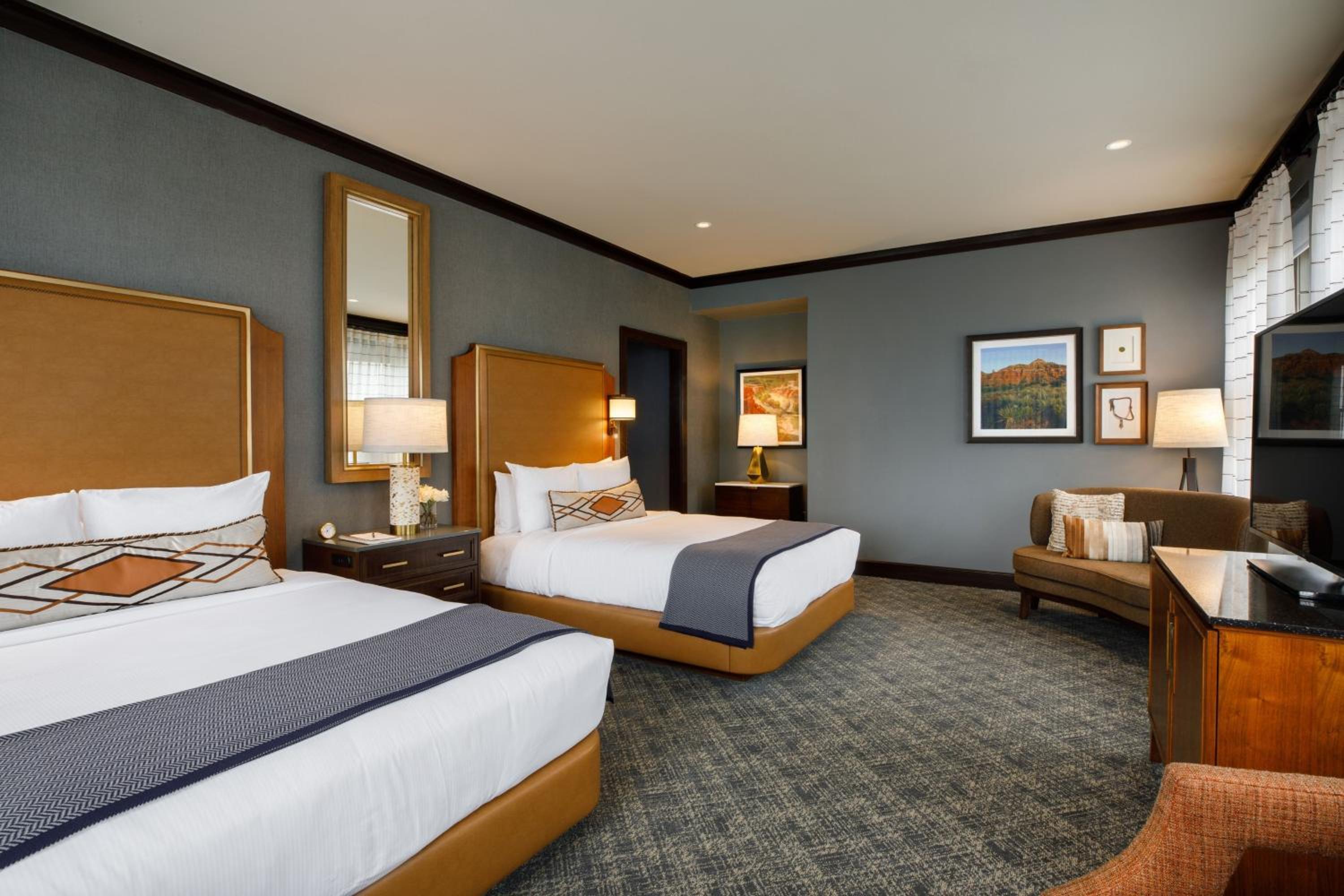 Standard Queen Room with Two Queen Beds