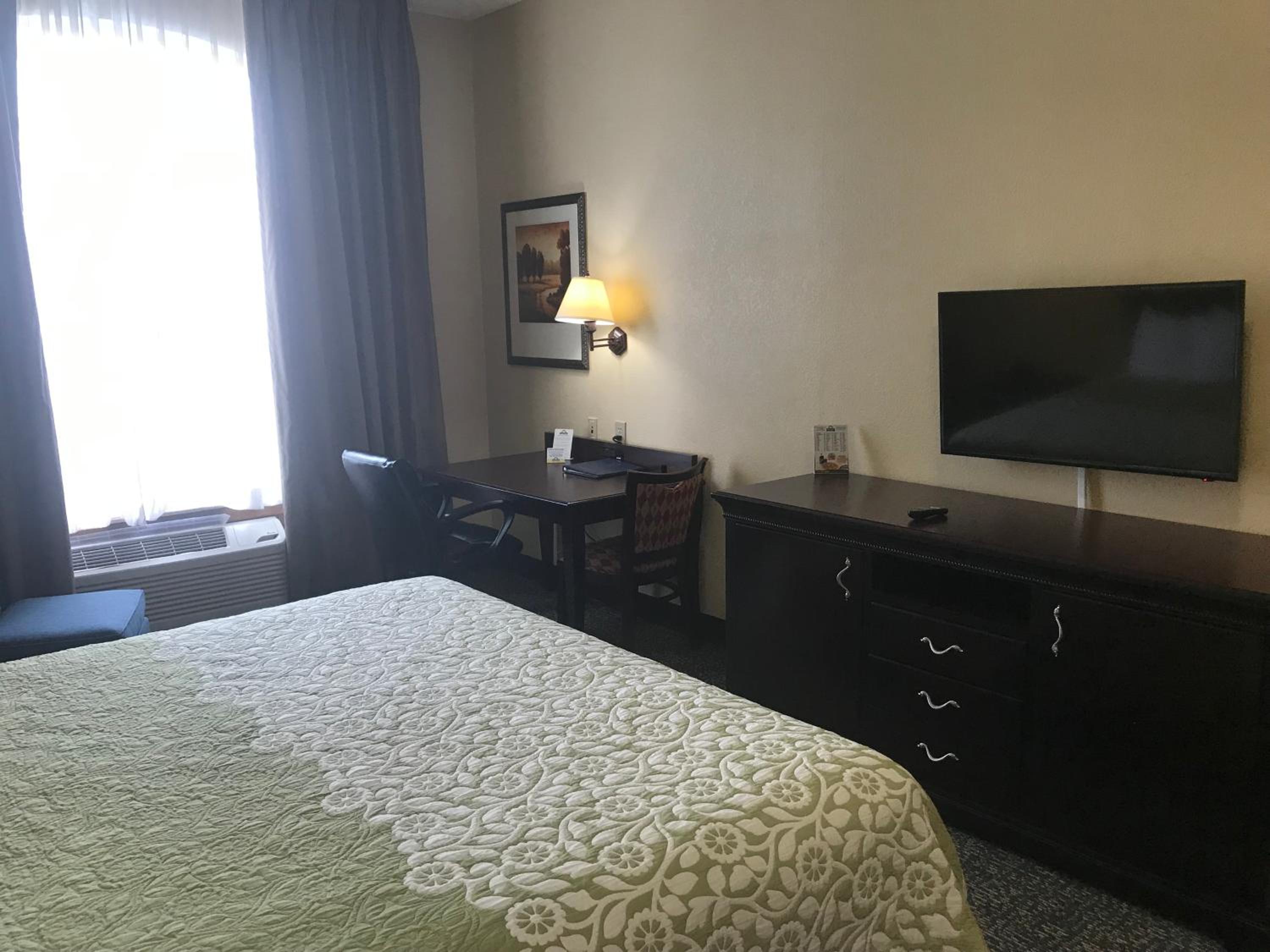 King Room - Non-Smoking