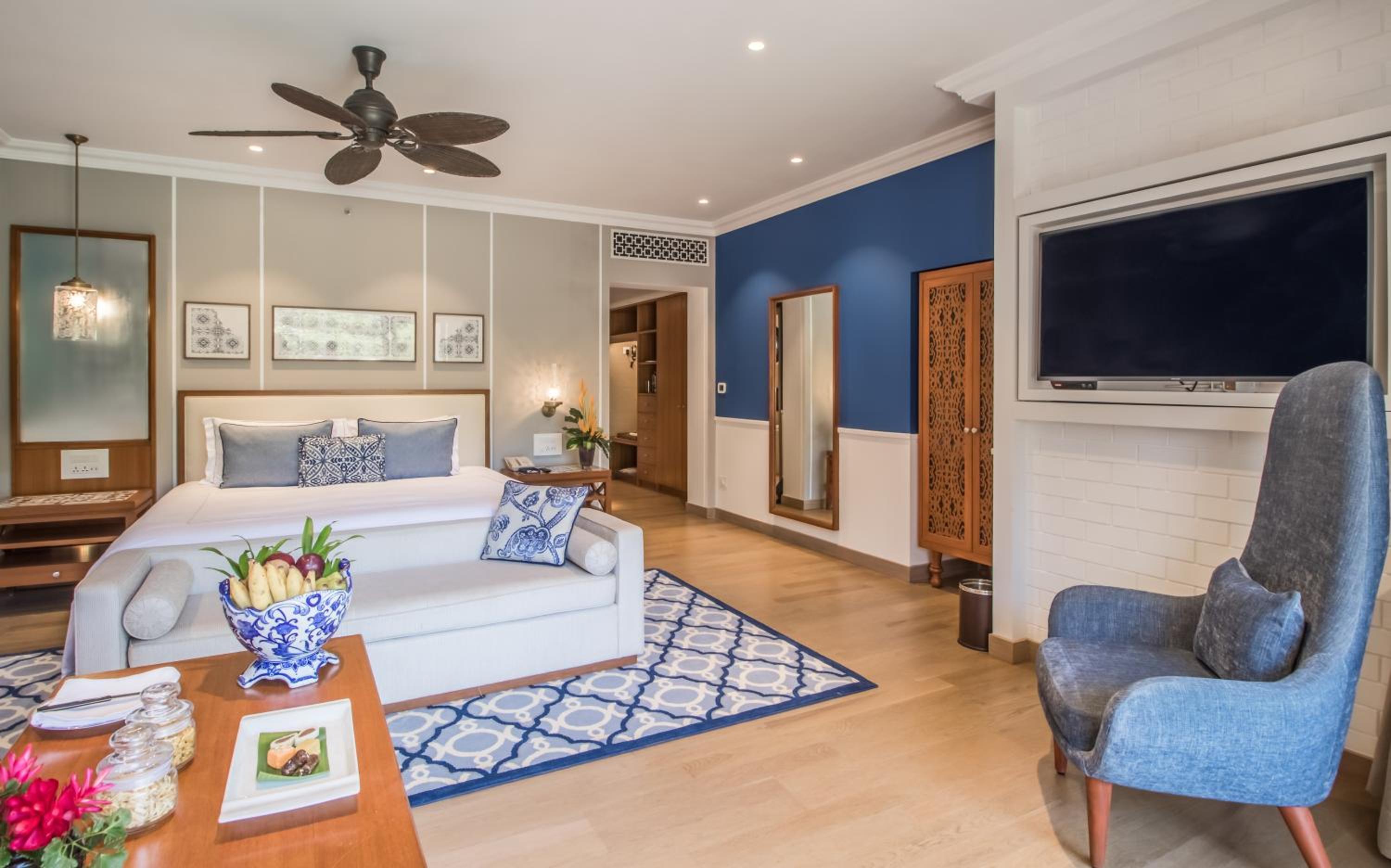 Indulgence Villa Room with Plunge Pool King Bed 