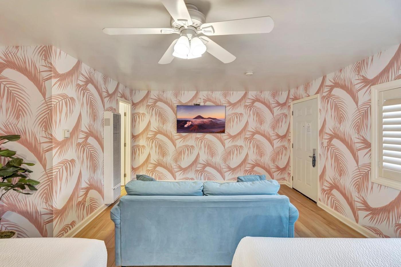 Standard Family Room