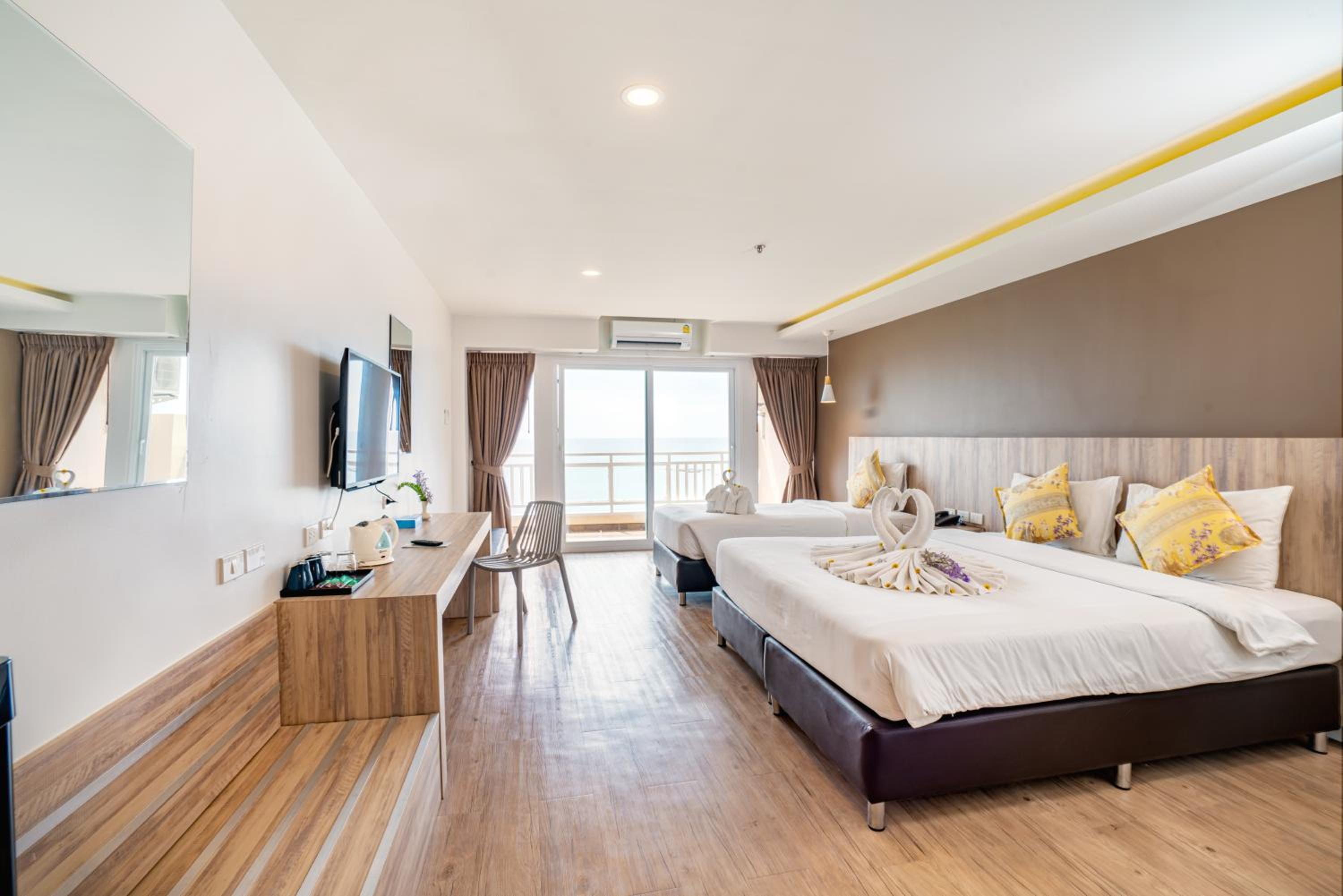 Deluxe Double or Twin Room - Phala Wing