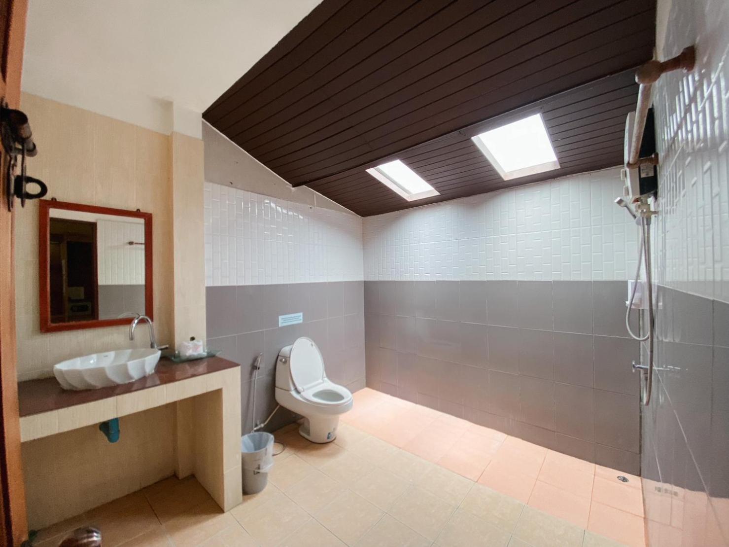 Pool Side Double or Twin Room