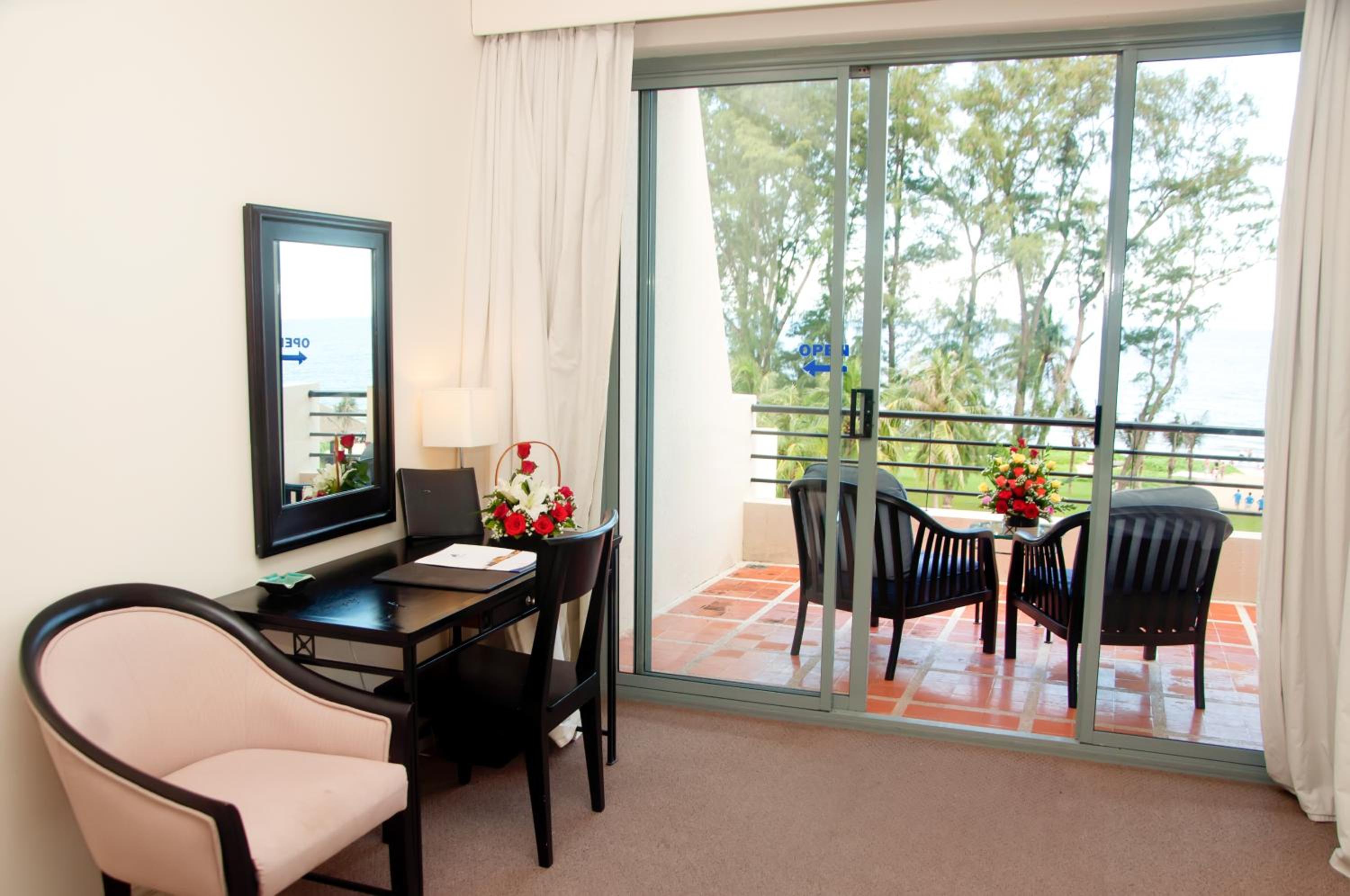 Superior Double or Twin Room with Sea View