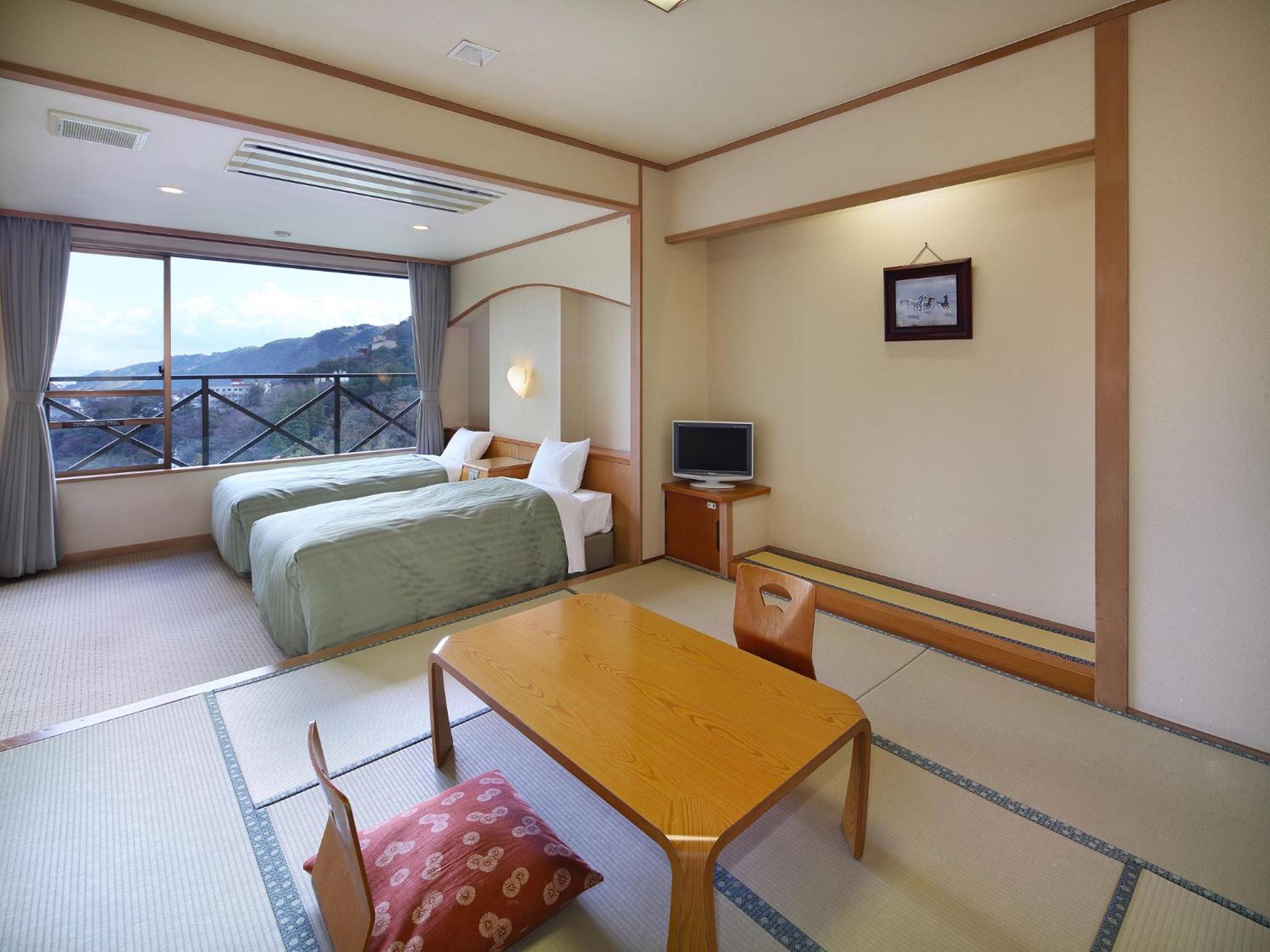 Family Room with Tatami Area and Private Bathroom