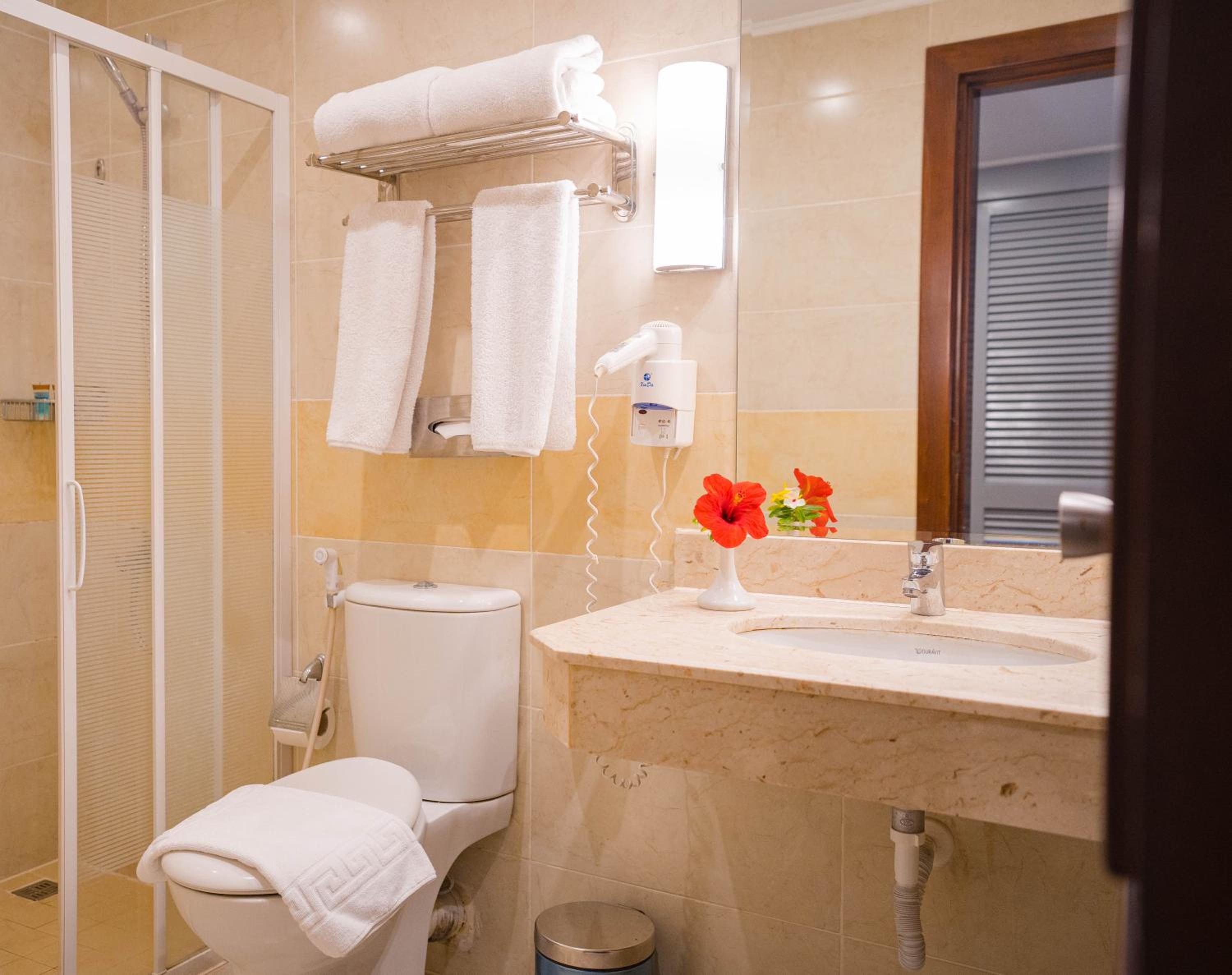 Standard Double or Twin Room with Garden View