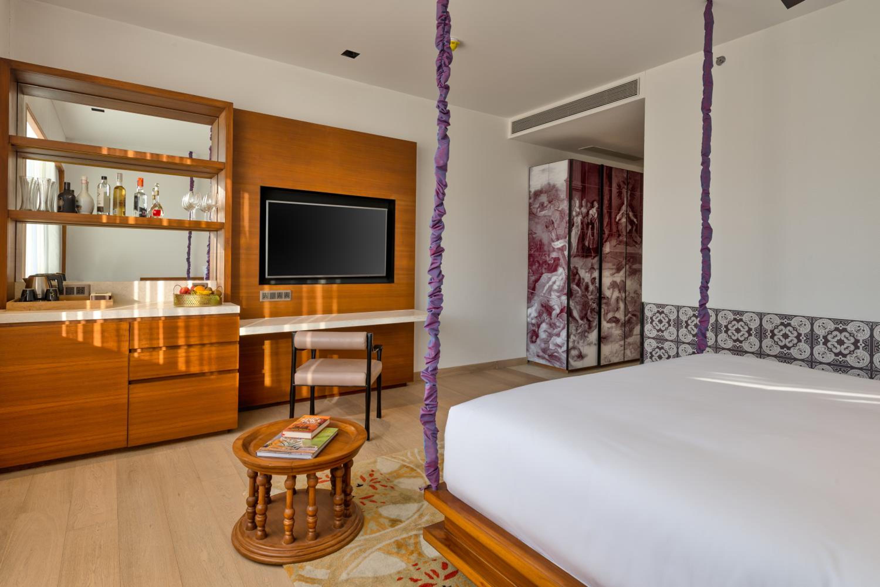 Deluxe Room King Bed - 20% discount on Spa & Laundry