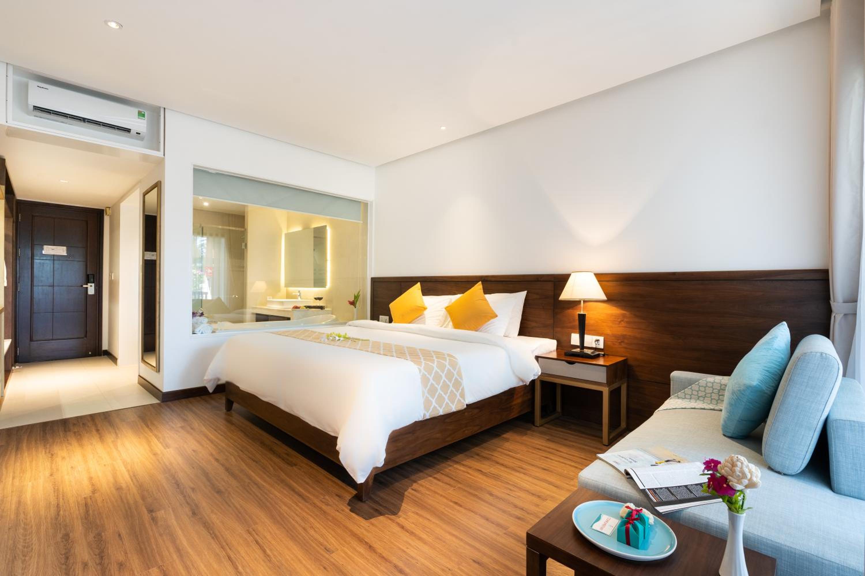 Deluxe Double Room with Garden View