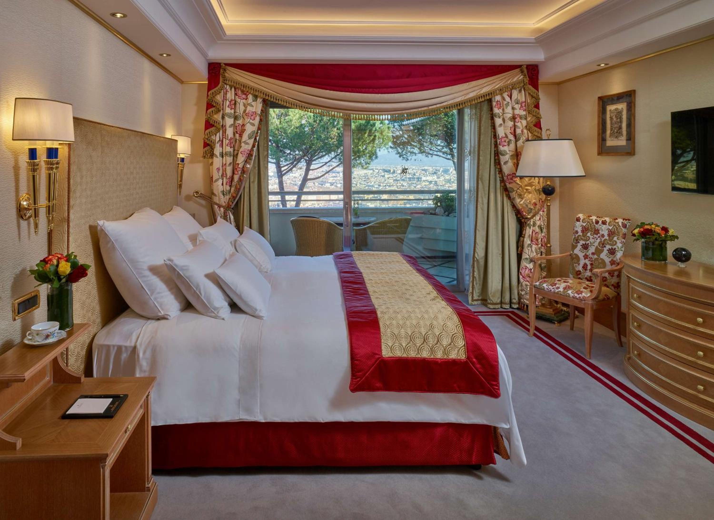 Superior Suite with Park and Pool View