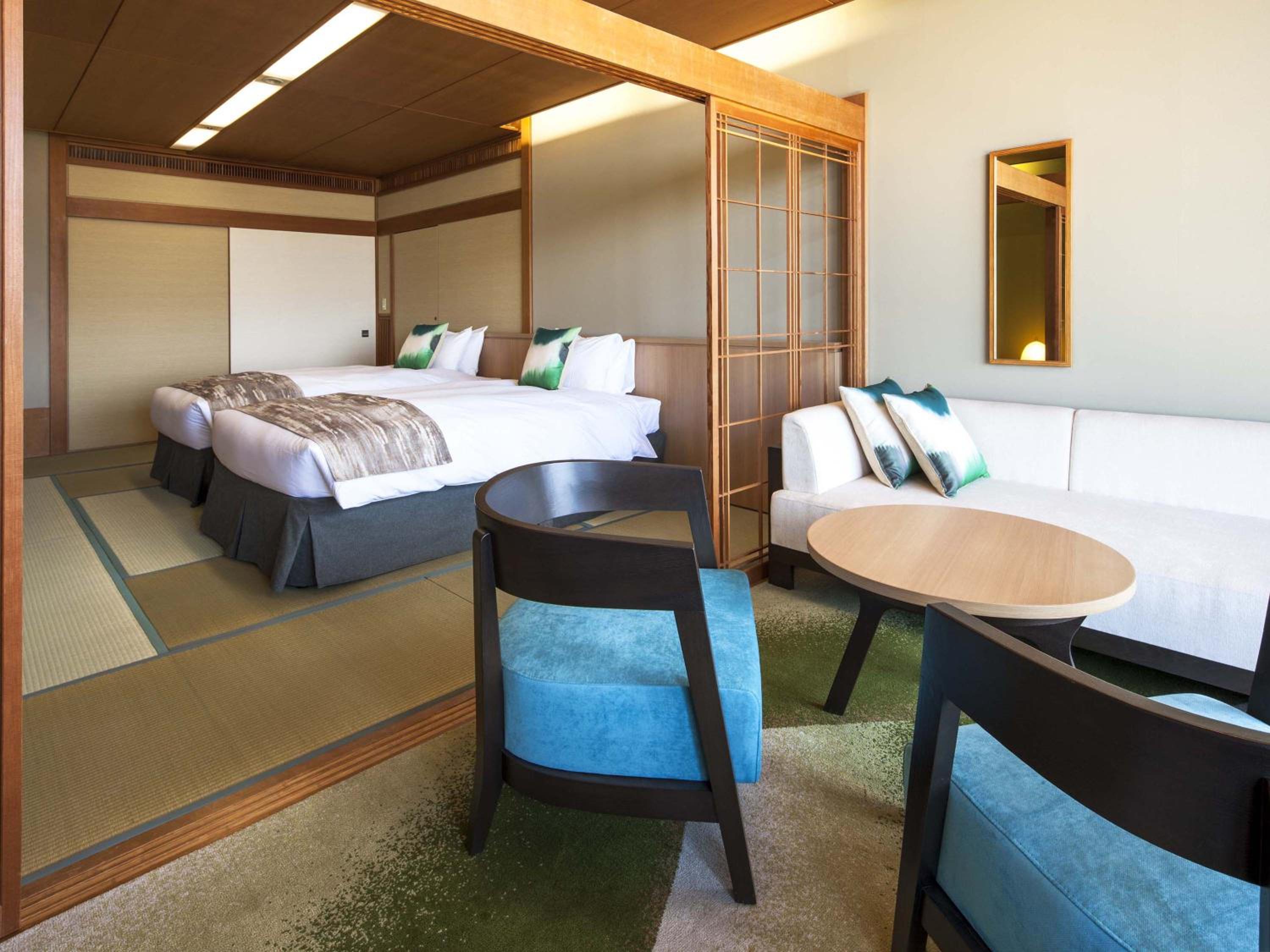 Superior Twin Room with Tatami Area (Highest Floor) - Non-Smoking