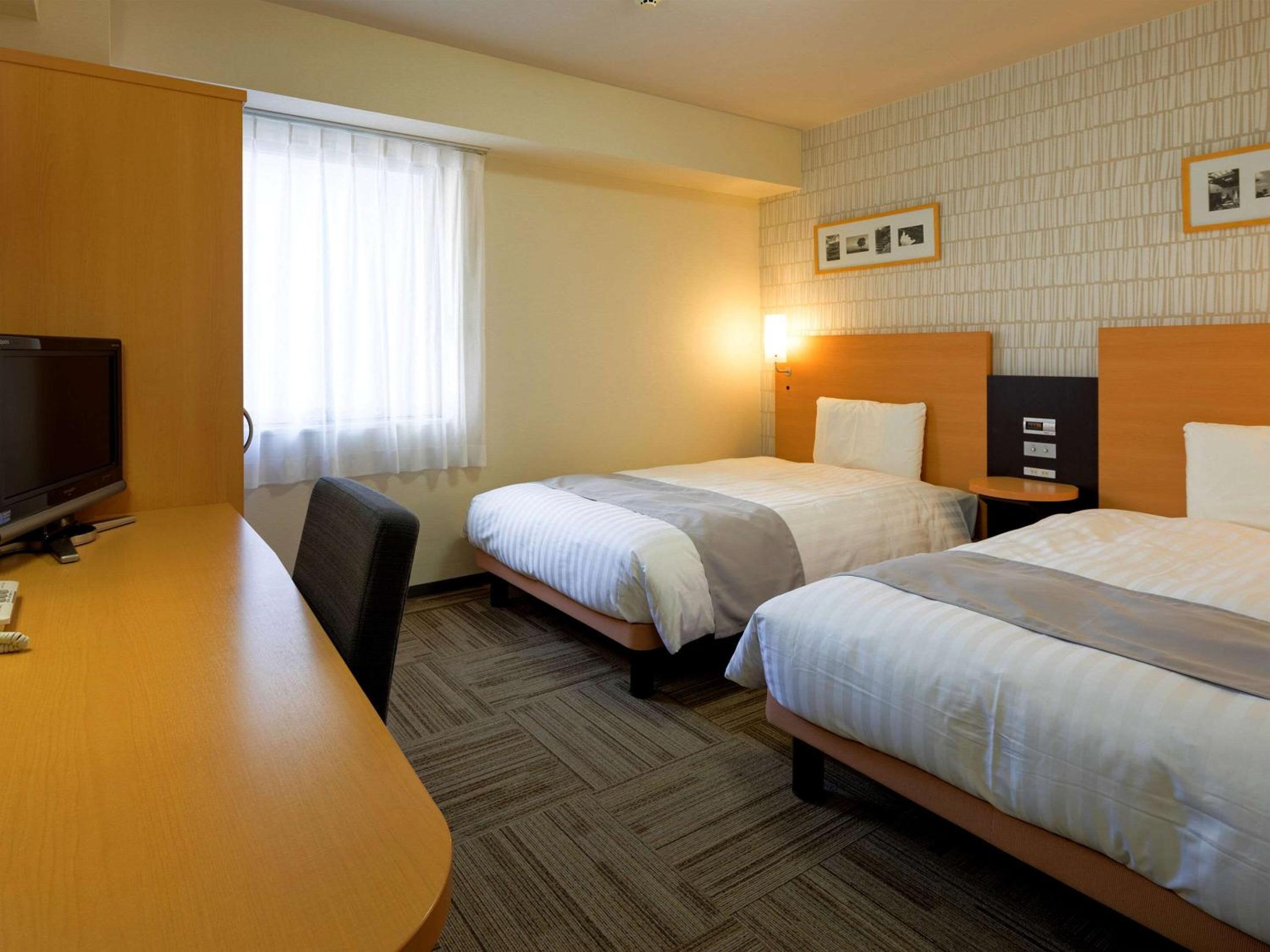 Twin Room - Non-Smoking