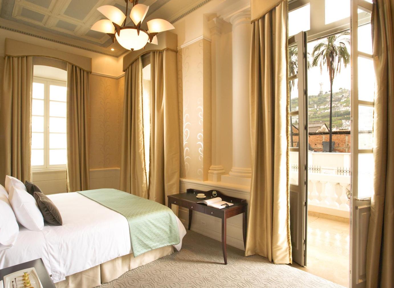 Junior Suite with Balcony