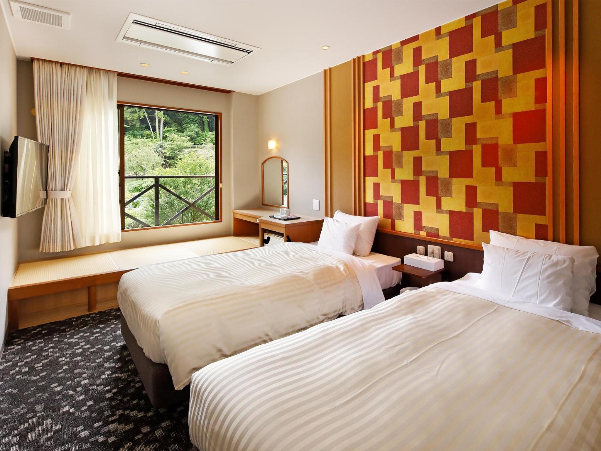 Twin Room - Non-Smoking