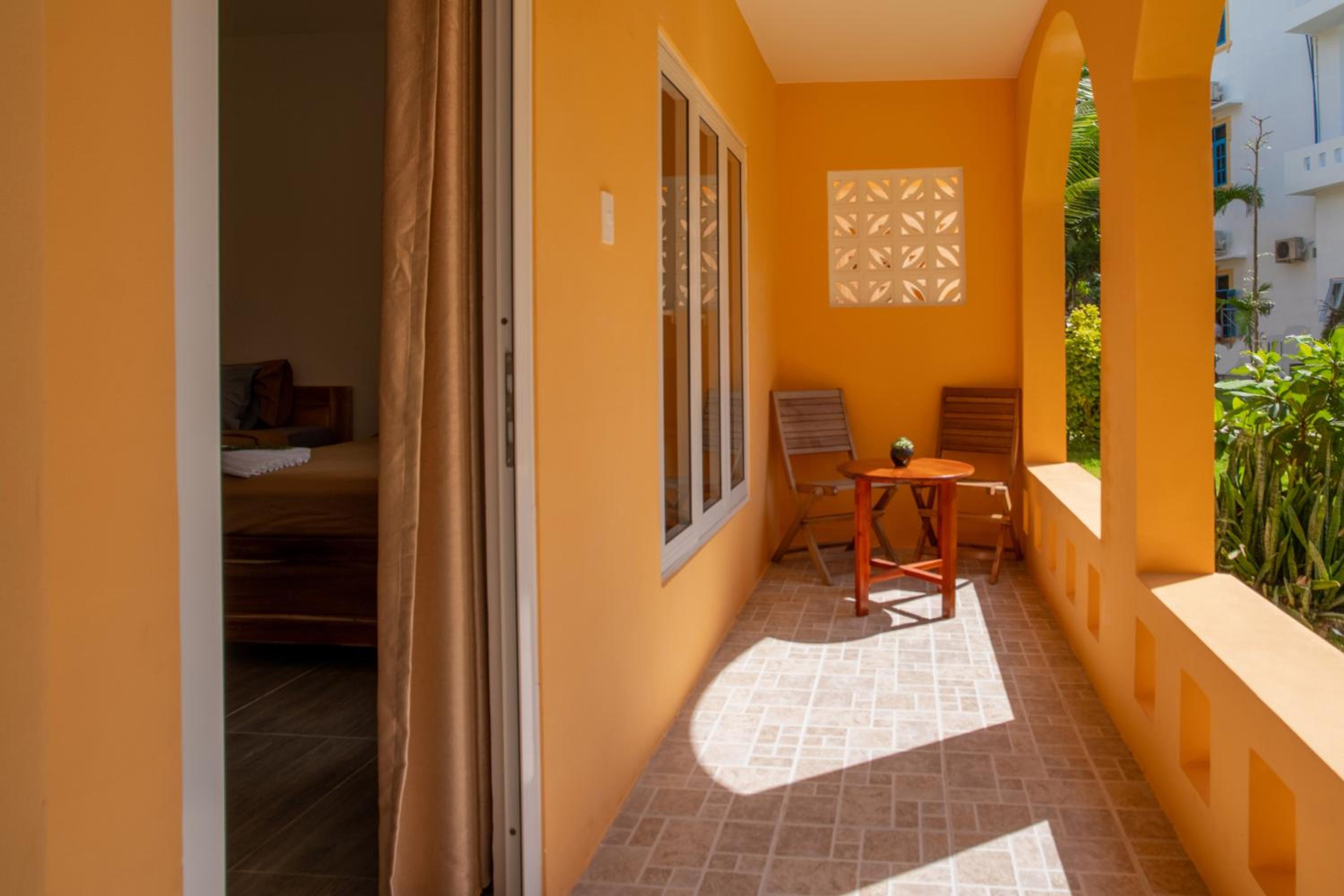 Triple Room with Garden View