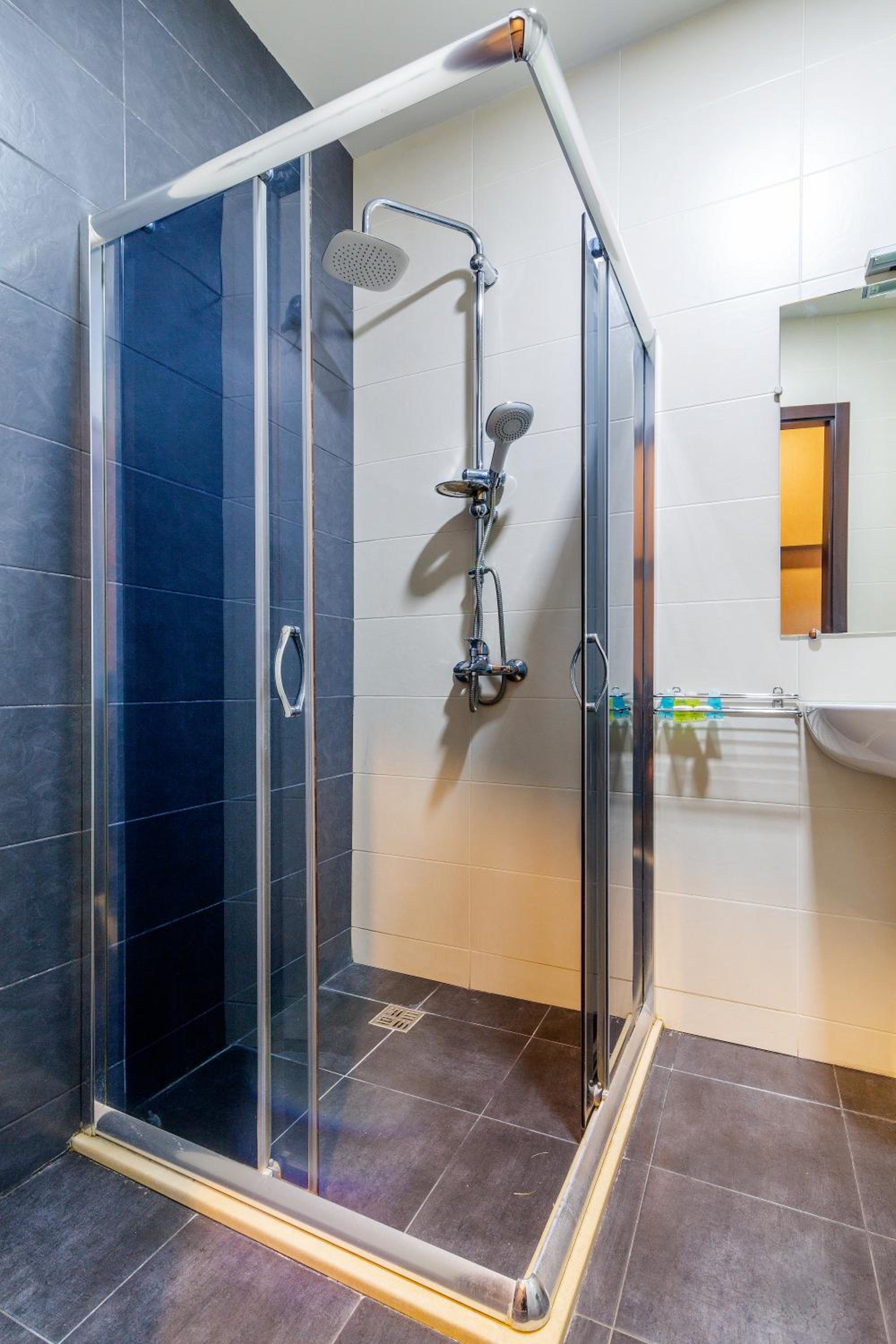 Twin Room with Balcony