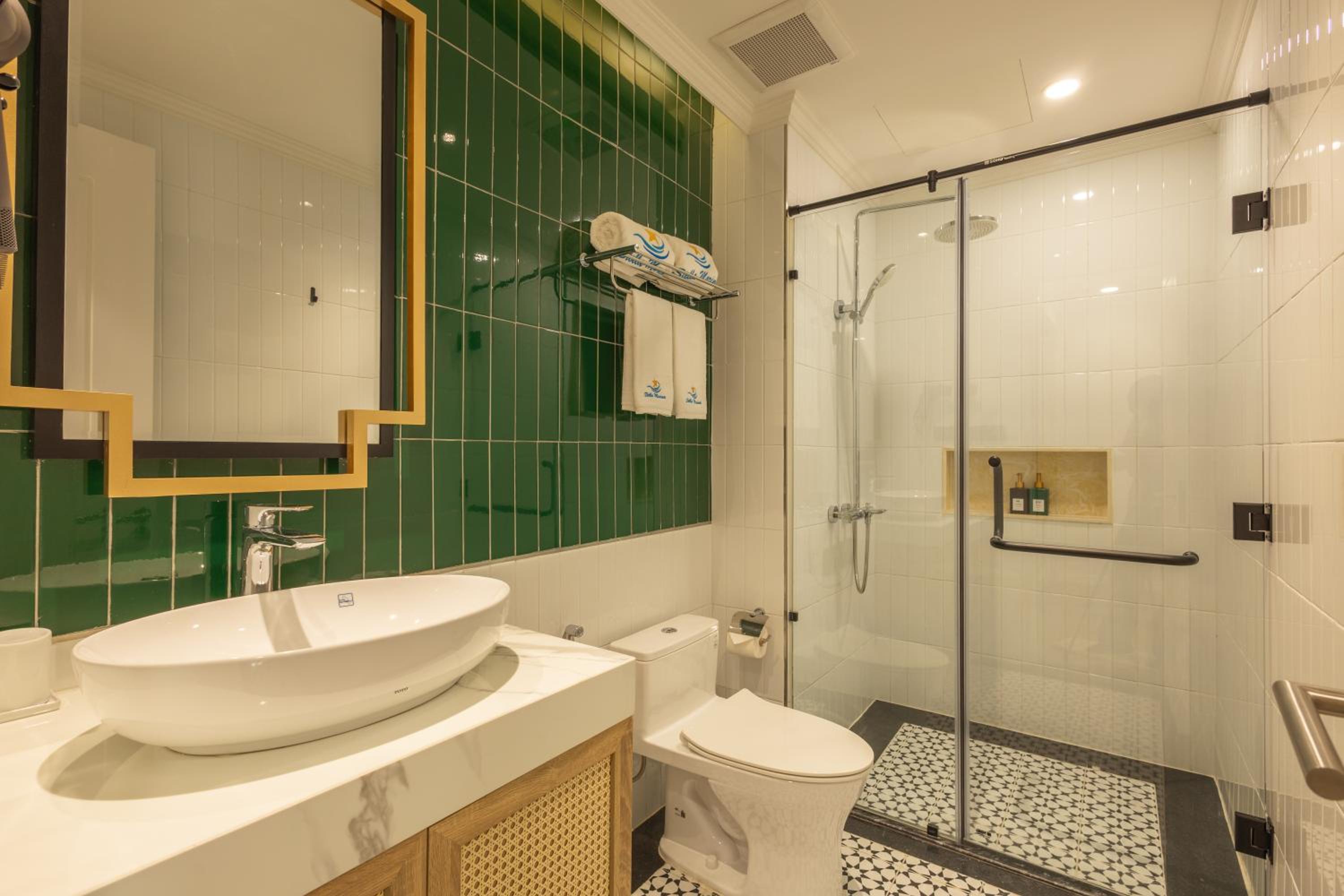 Deluxe Apartment