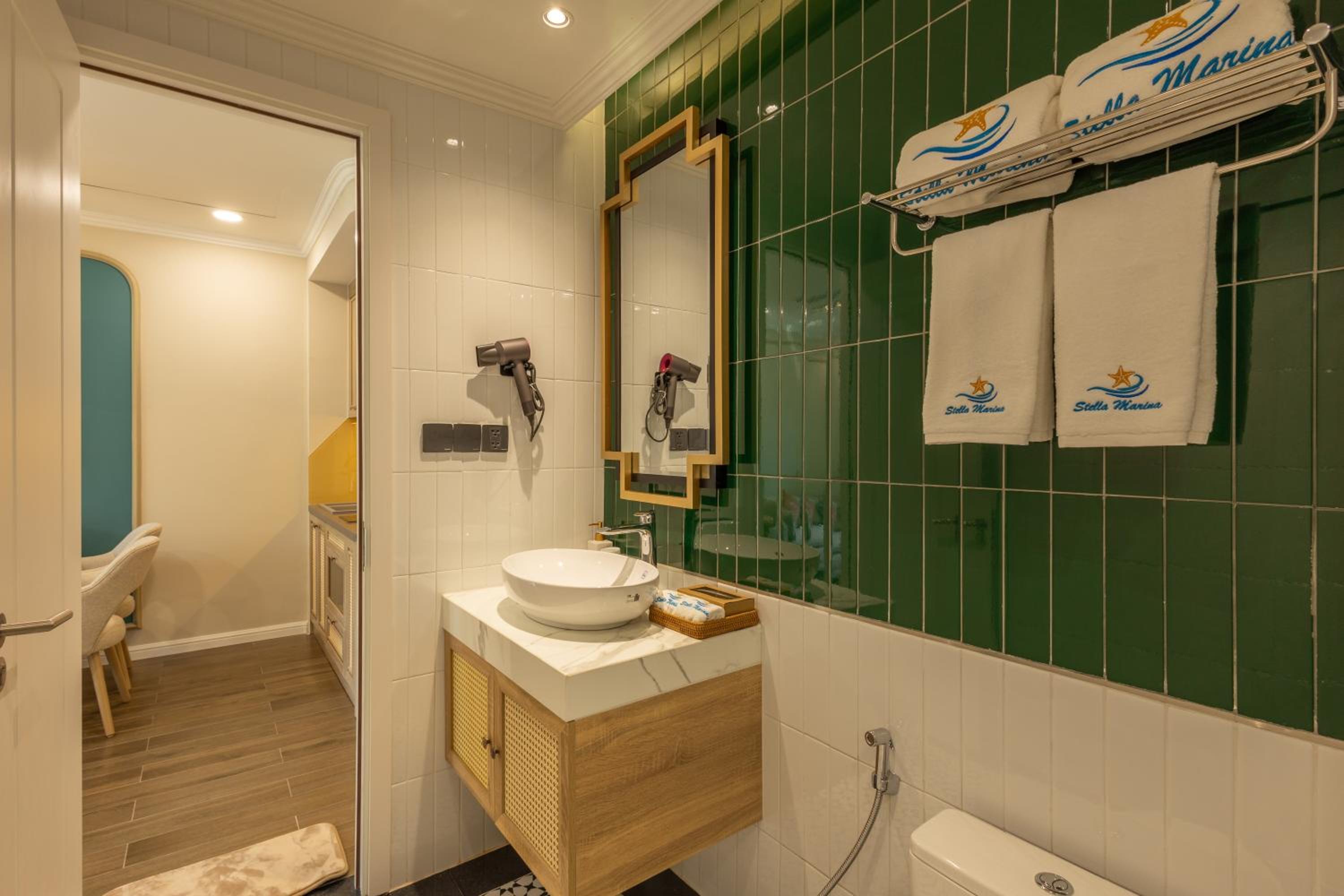 Deluxe Apartment