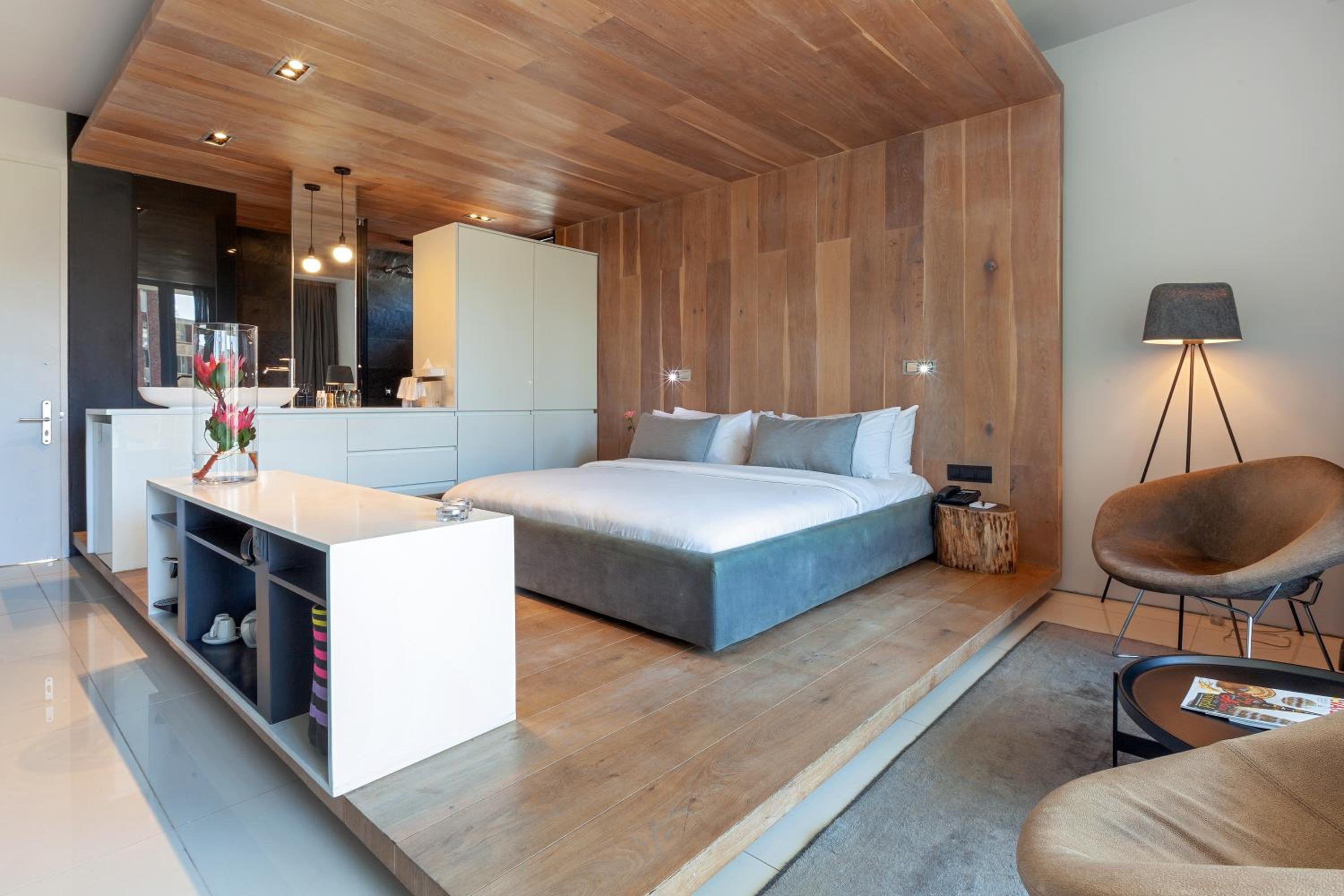 Classic Double Room with Balcony
