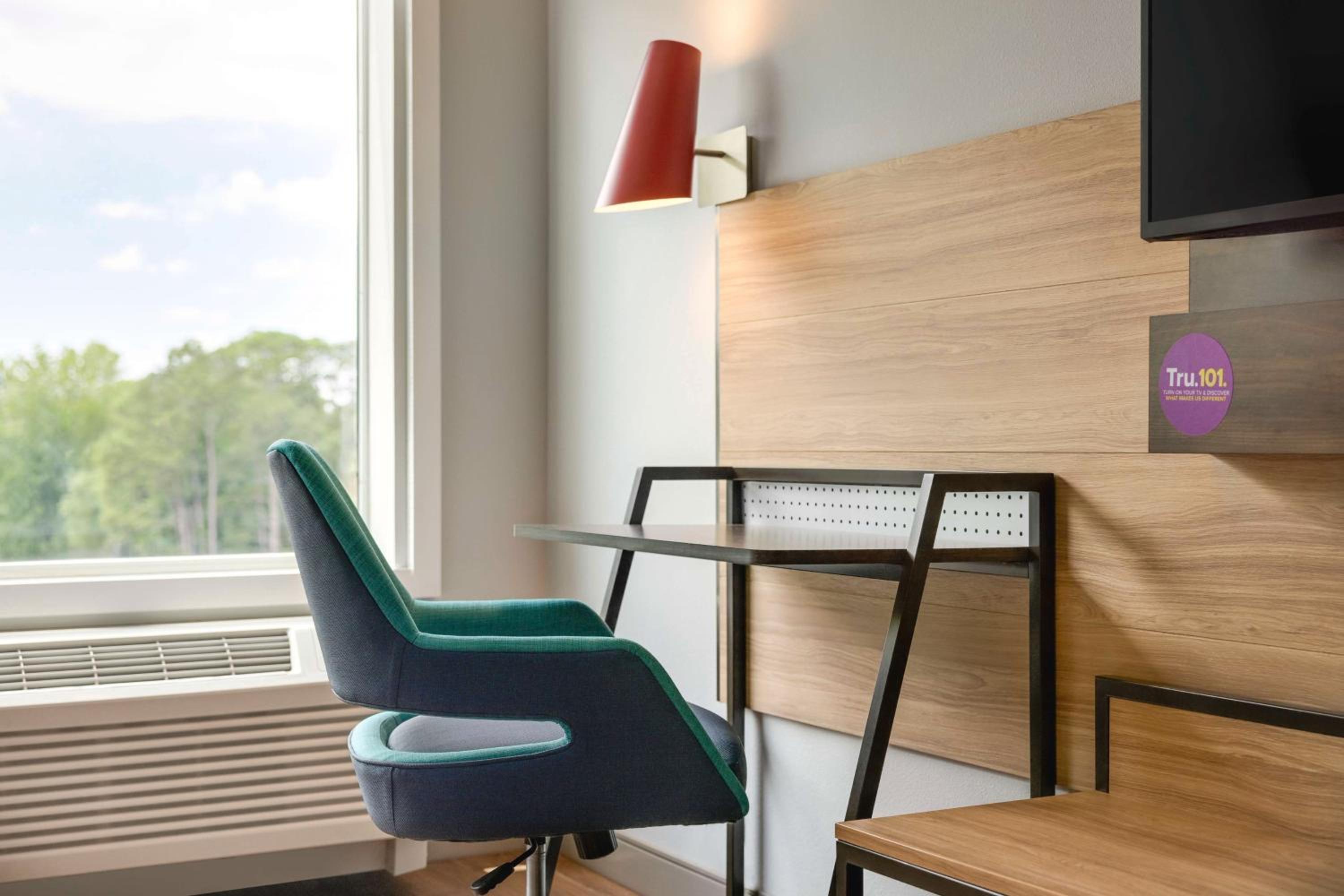 Queen Room with Two Queen Beds - Mobility Access