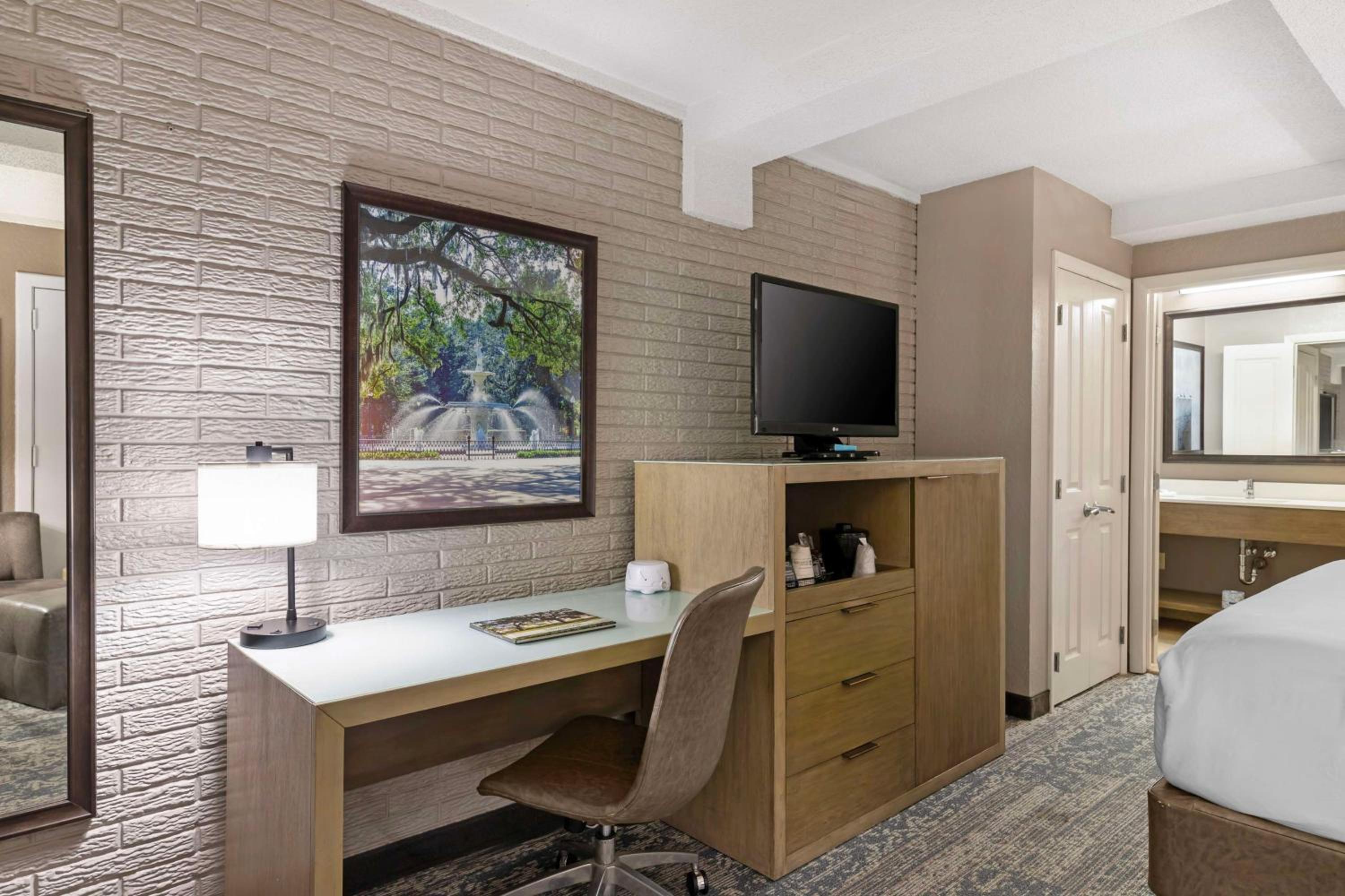 King Room - Non-Smoking