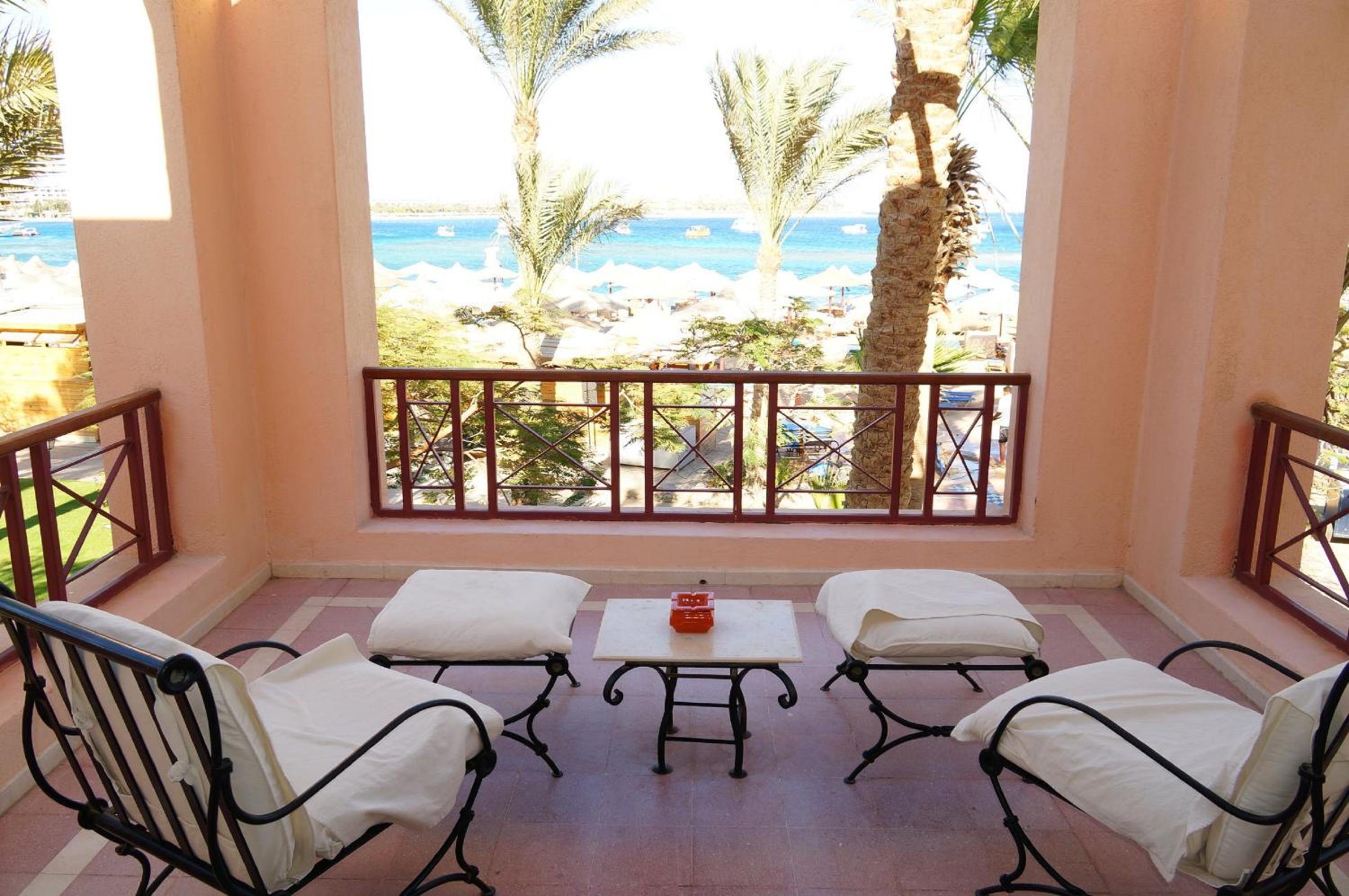 Superior Queen or Twin Partial Sea View