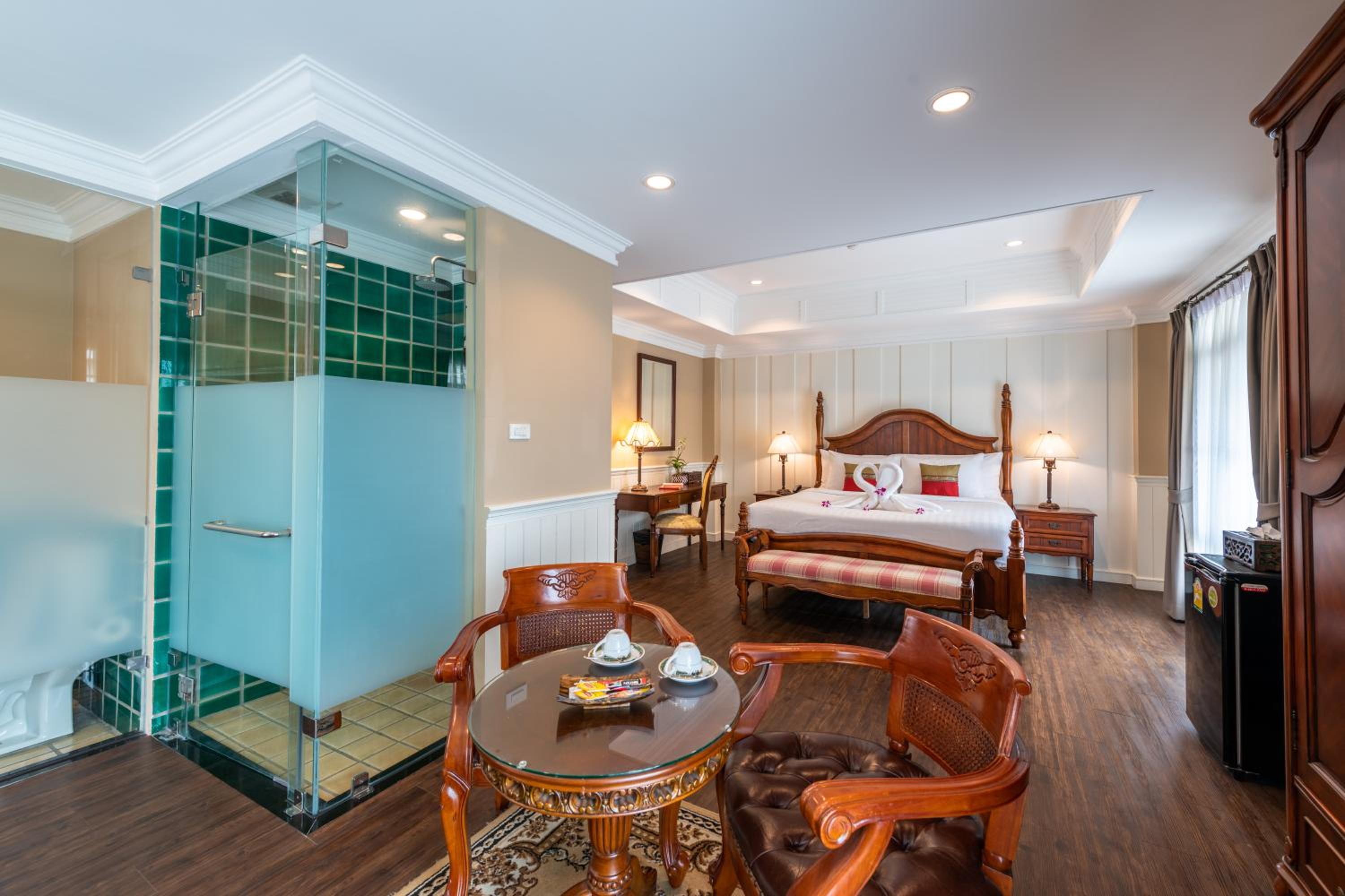 King Suite with Balcony