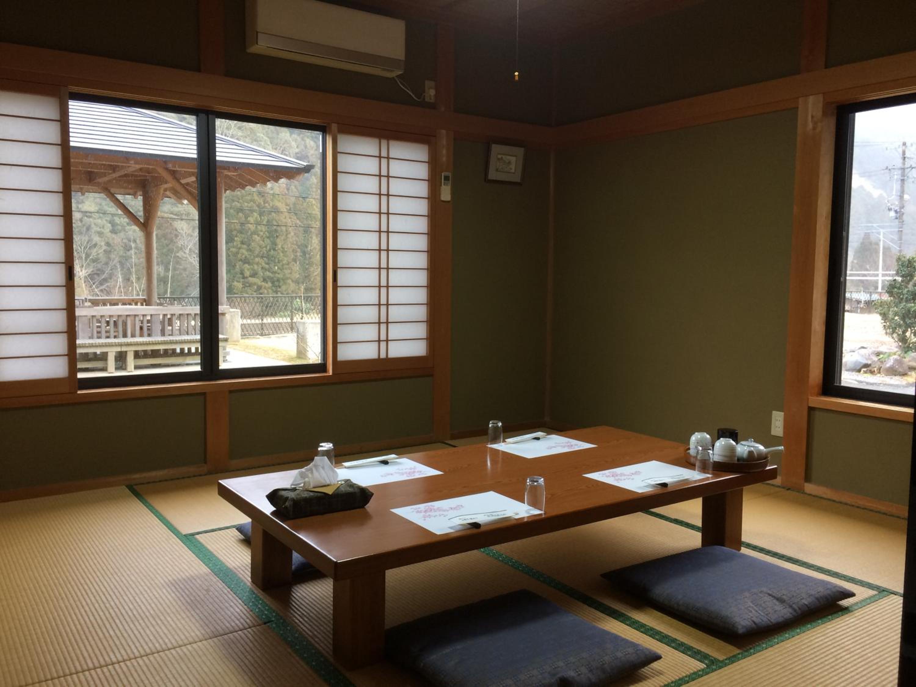 Japanese-Style Room