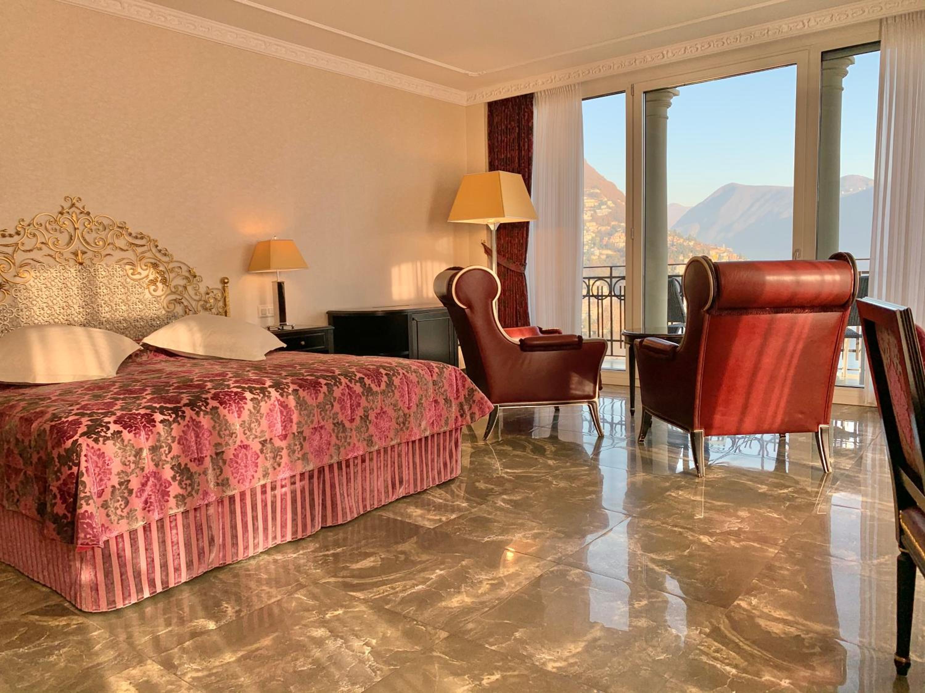 Prestige Twin Room with Lake View