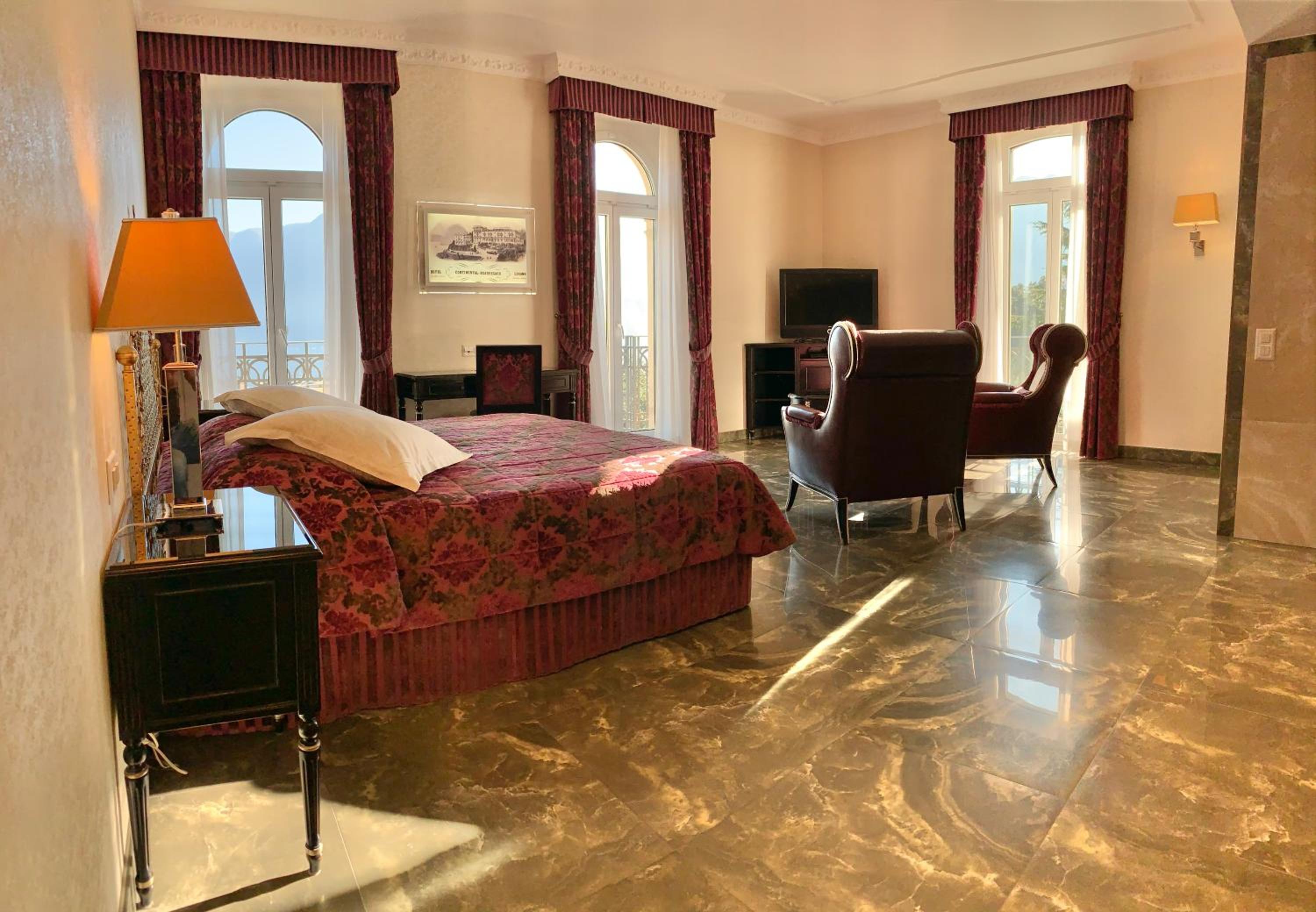 Prestige Twin Room with Lake View