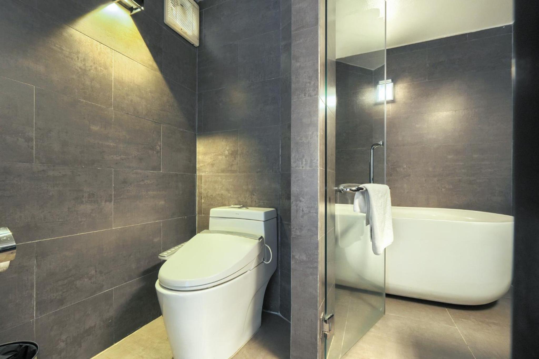 Villa King Room with River View - Foot massage, Onsen Included