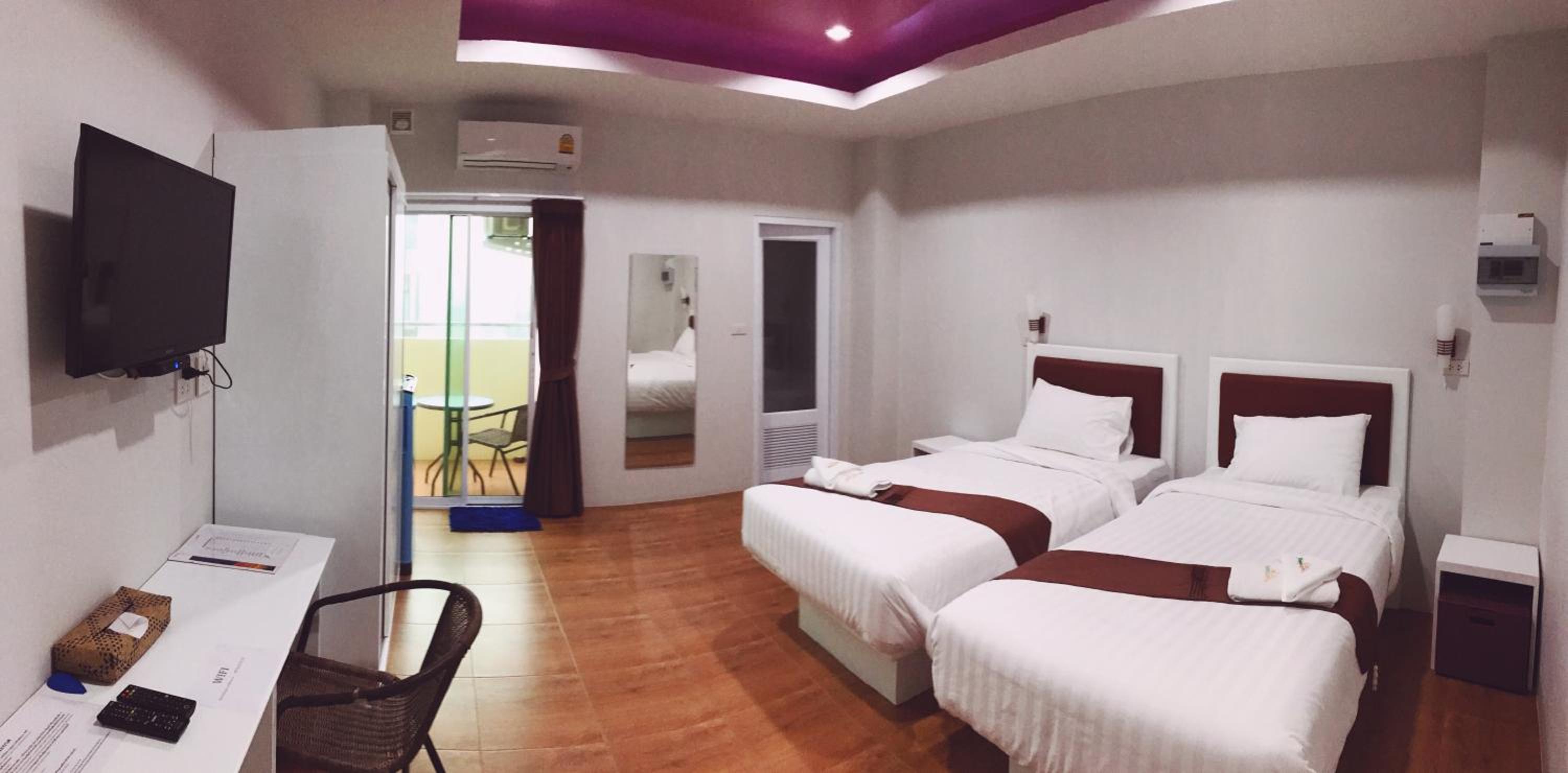 Deluxe Twin Room