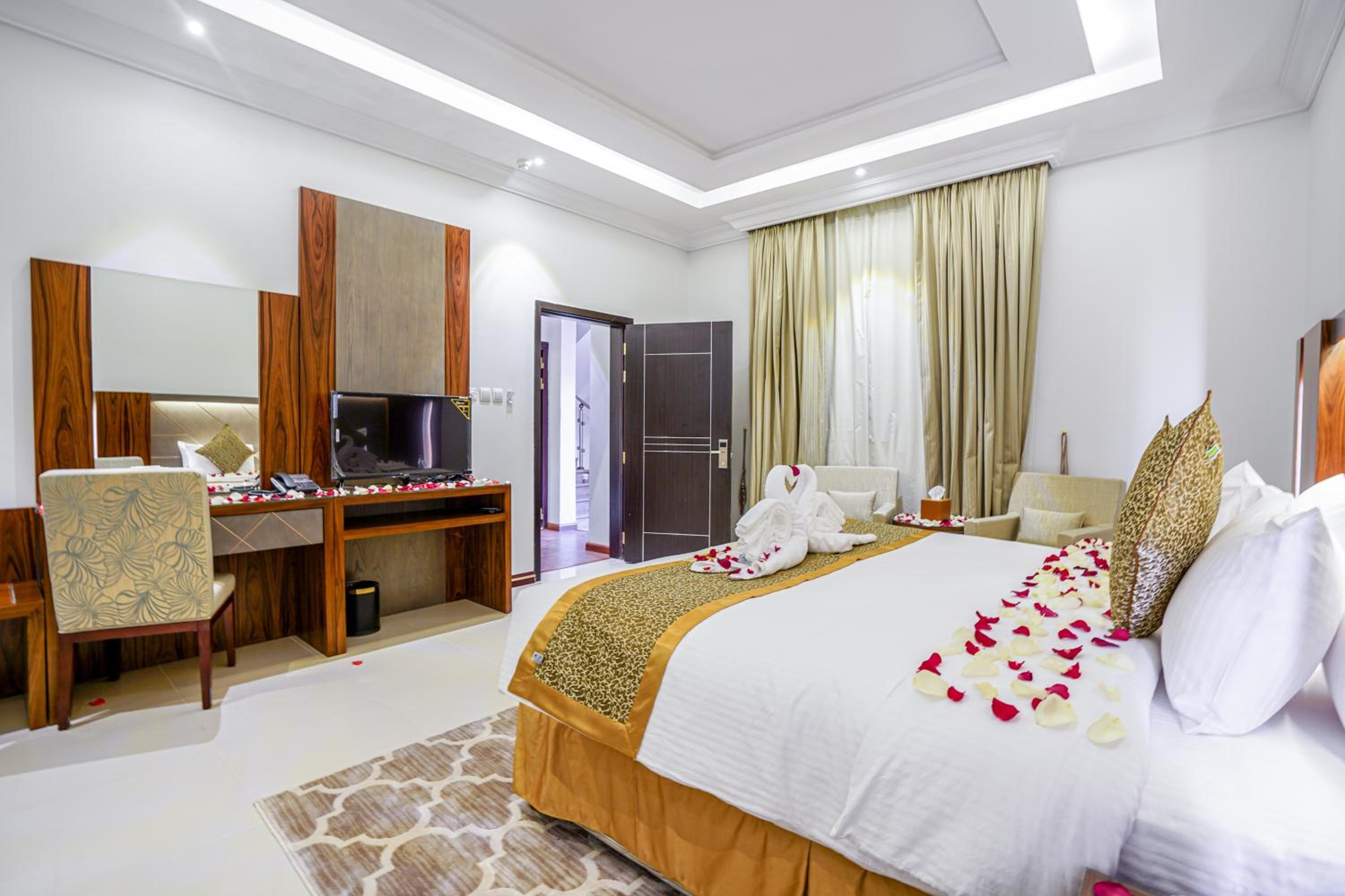 Royal Four - Bedroom Villa