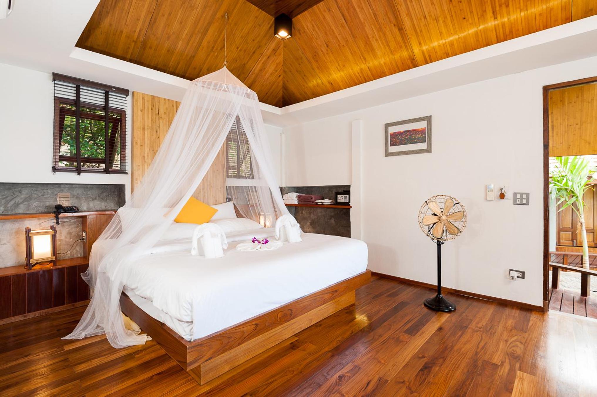 Deluxe Double Room with Sea View