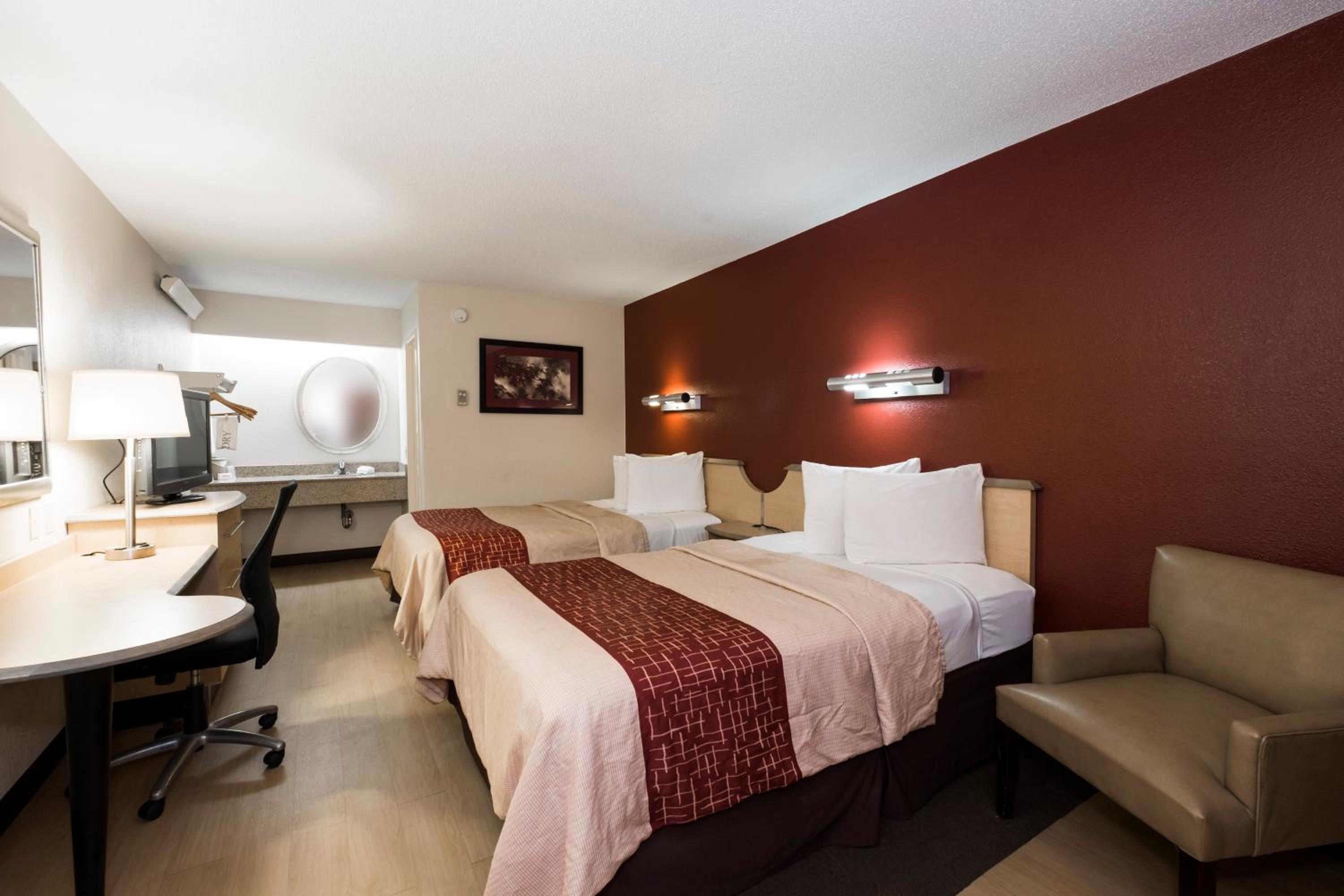 Standard Room with Two Double Beds Smoke Free