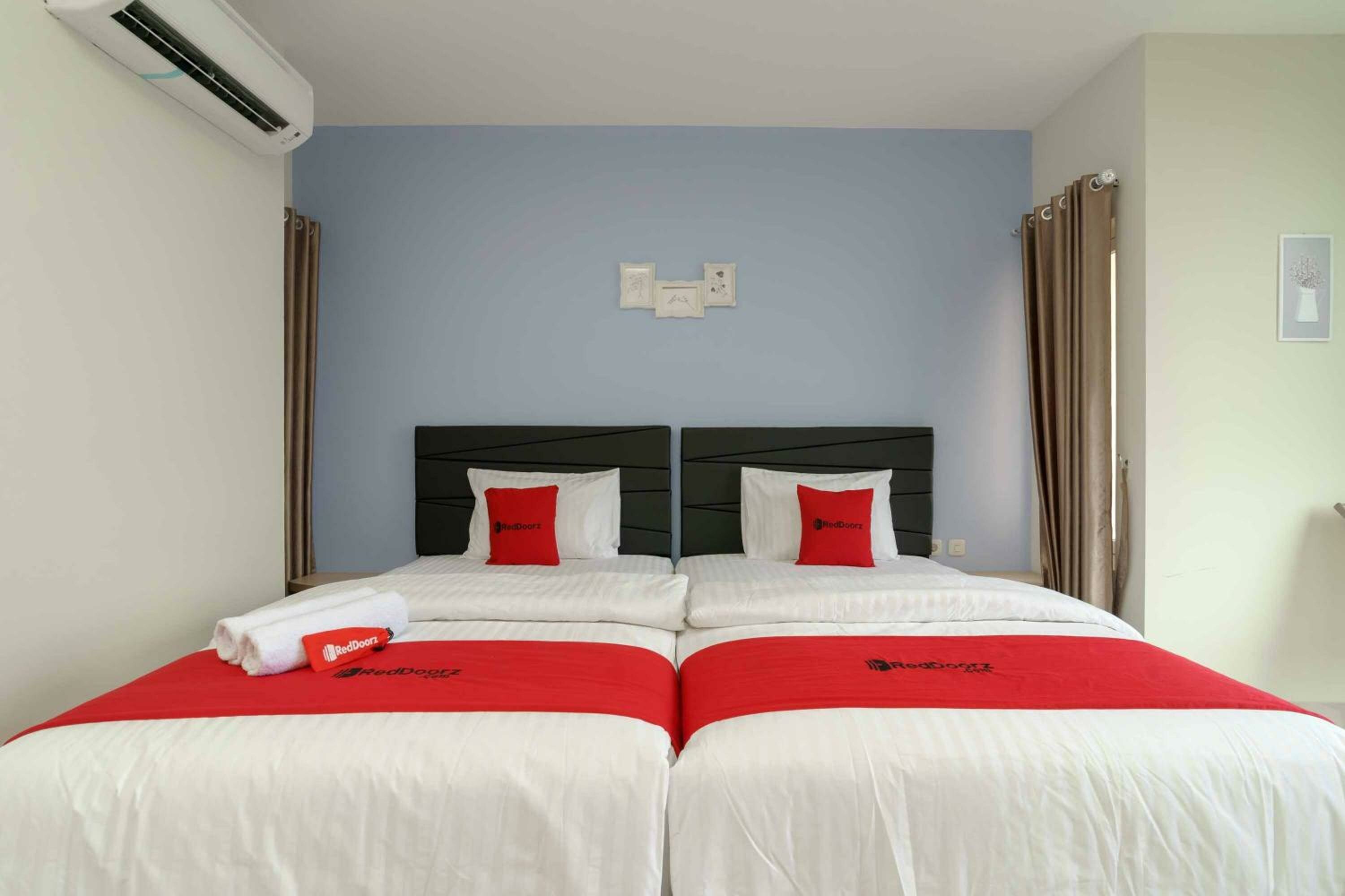 Deluxe Double or Twin Room