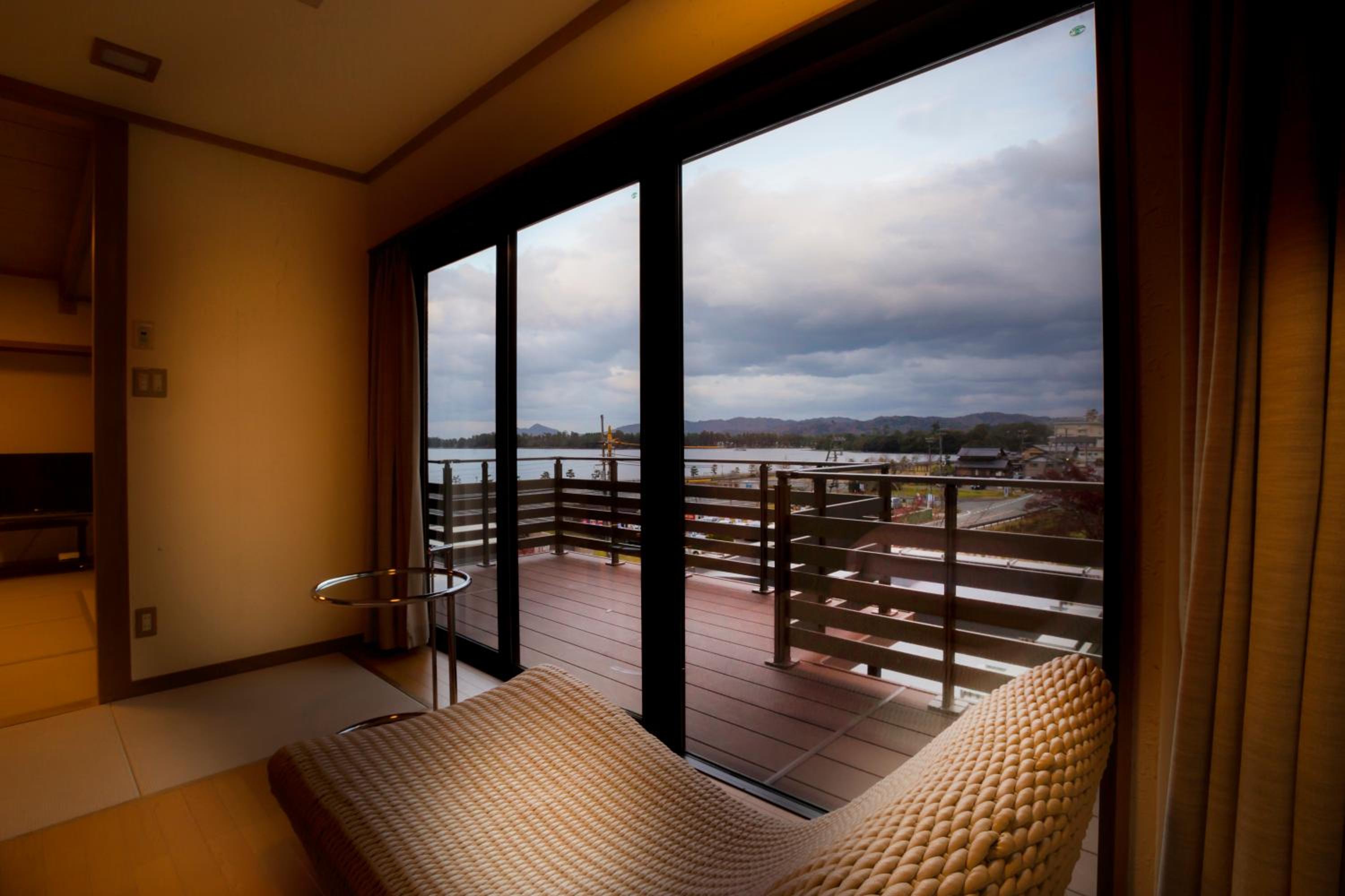 Standard Twin Room with Sea View