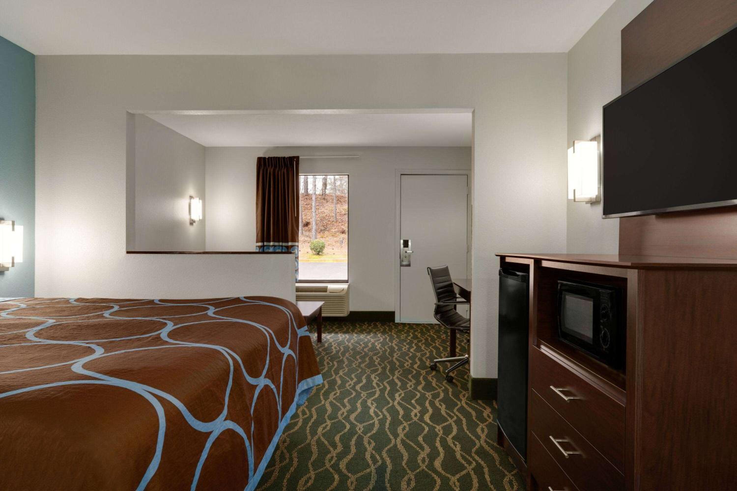 King Studio Suite - Non-Smoking