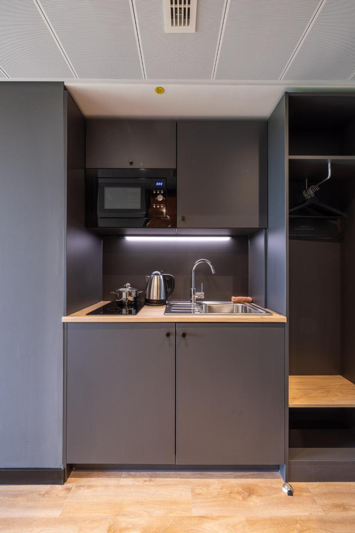 Studio Apartment